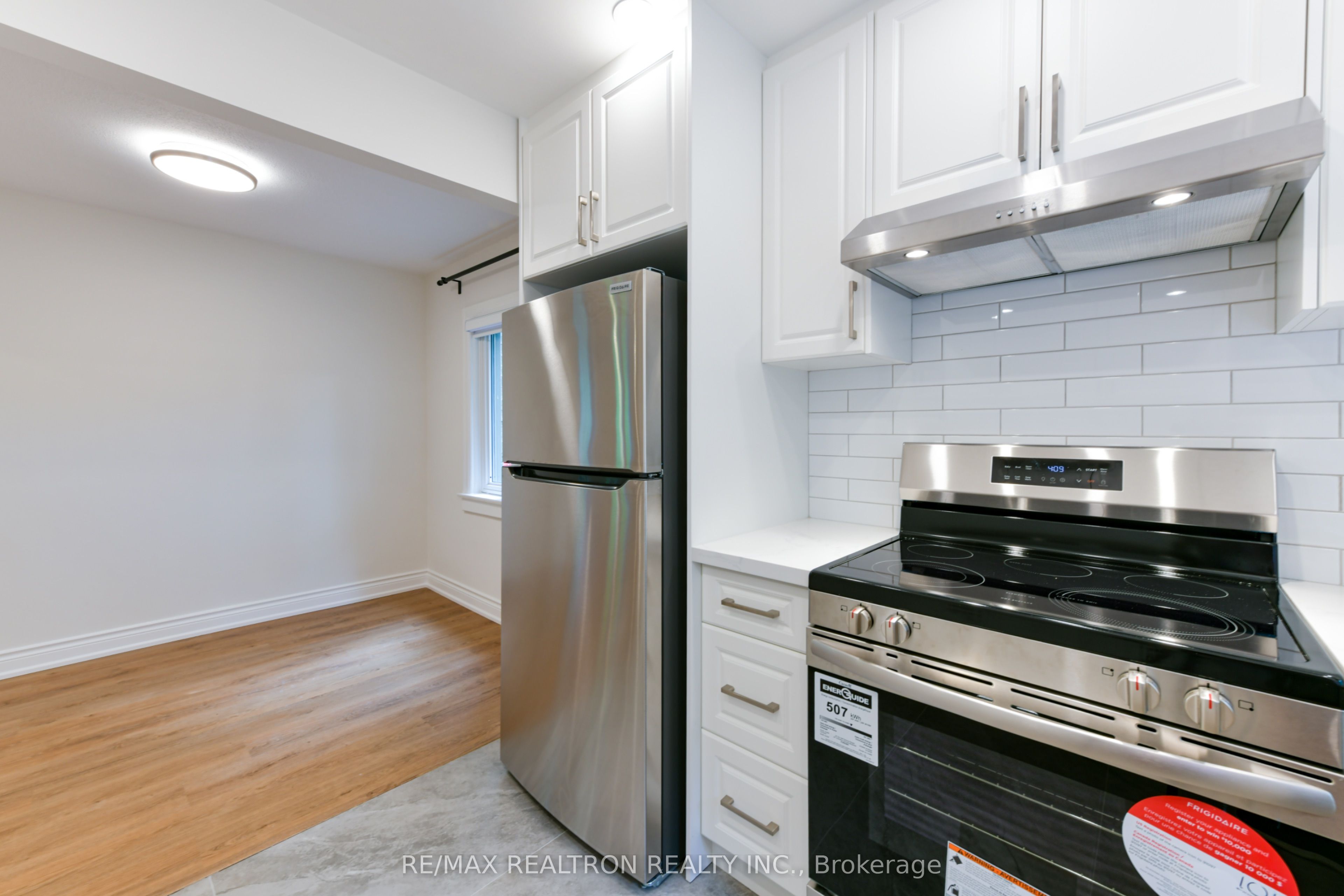 150 Upper Canada Drive Property Photo 19
