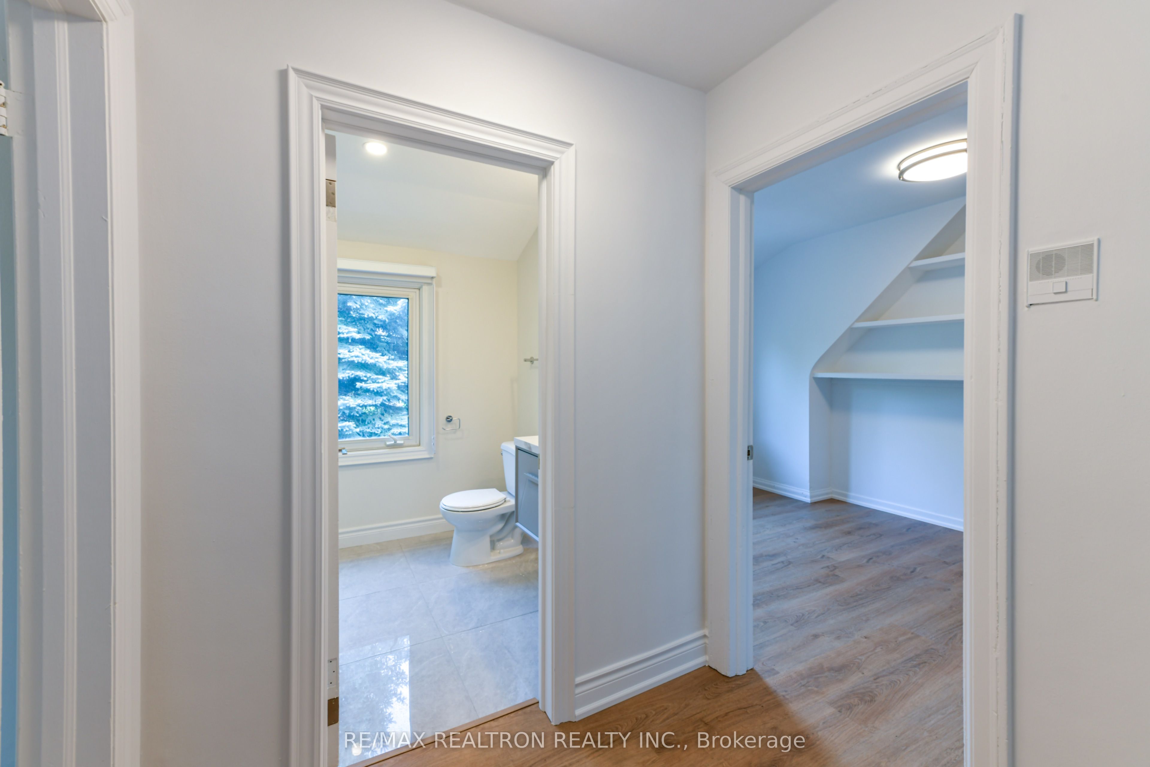 150 Upper Canada Drive Property Photo 28
