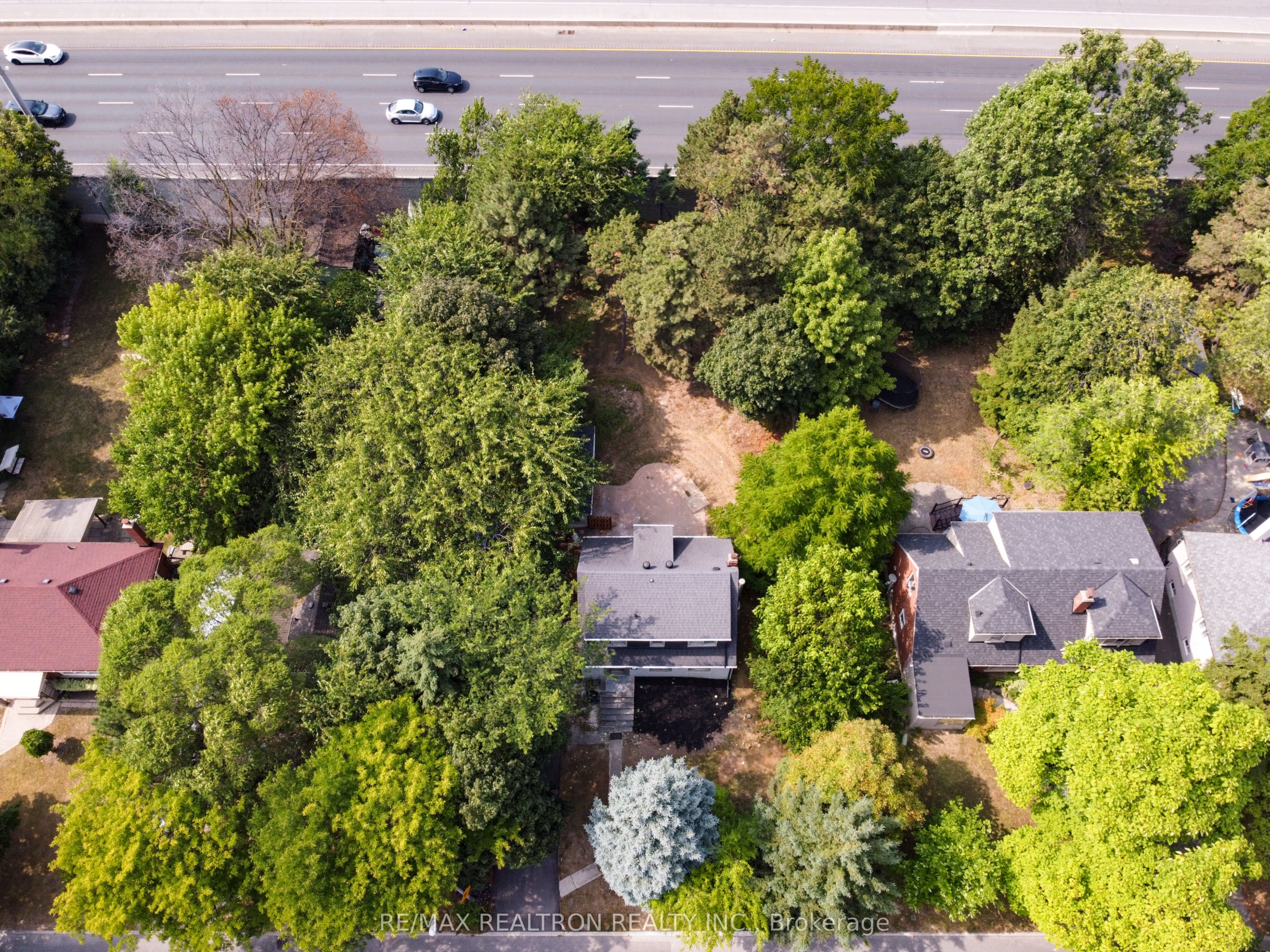 150 Upper Canada Drive Property Photo 50