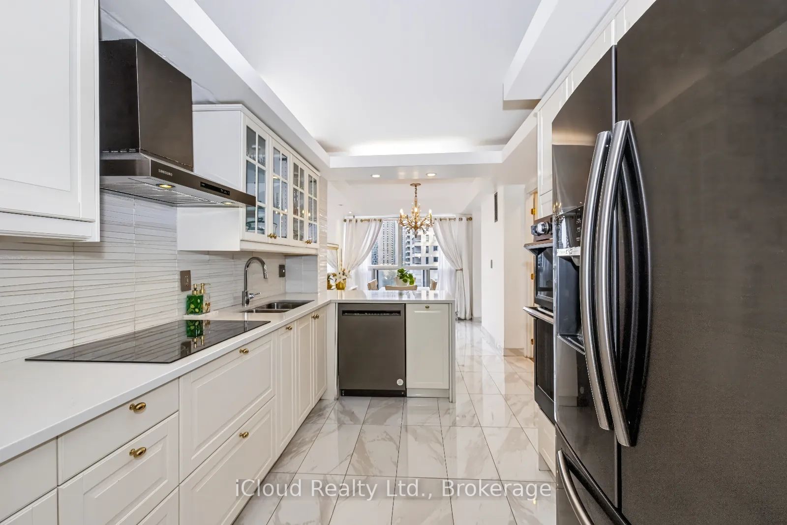 18 Hollywood Avenue 800 Property Photo 17