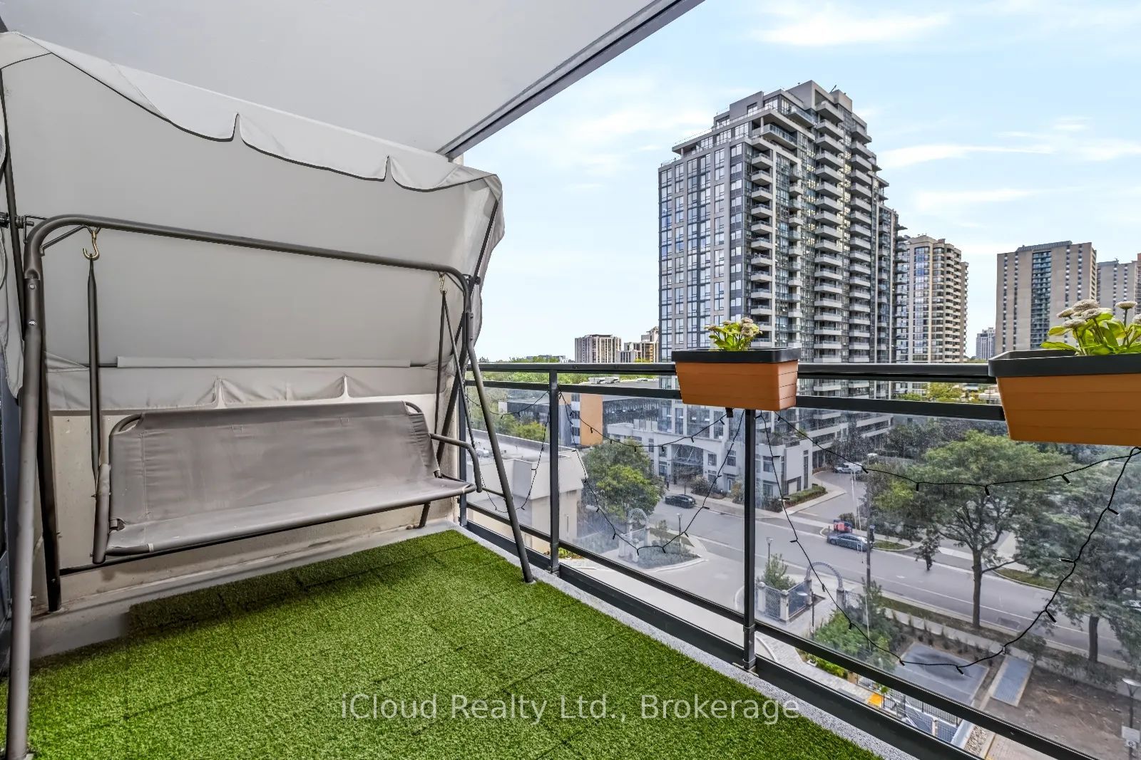 18 Hollywood Avenue 800 Property Photo 32