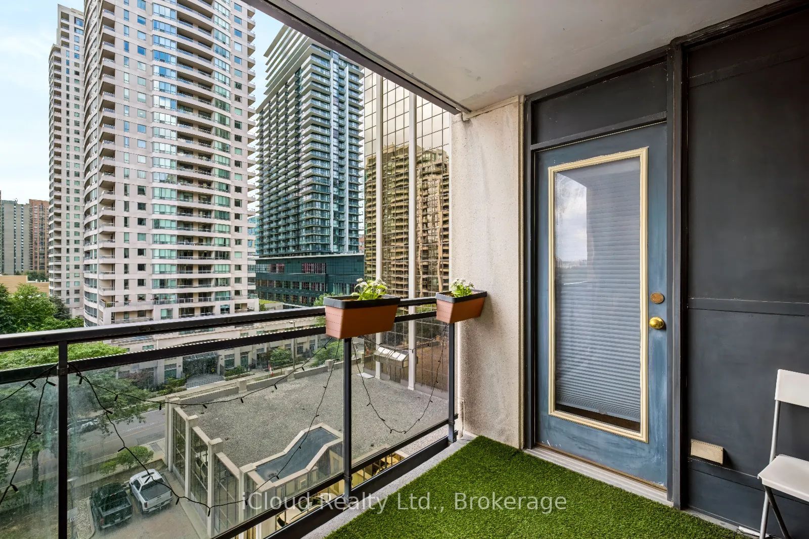18 Hollywood Avenue 800 Property Photo 34