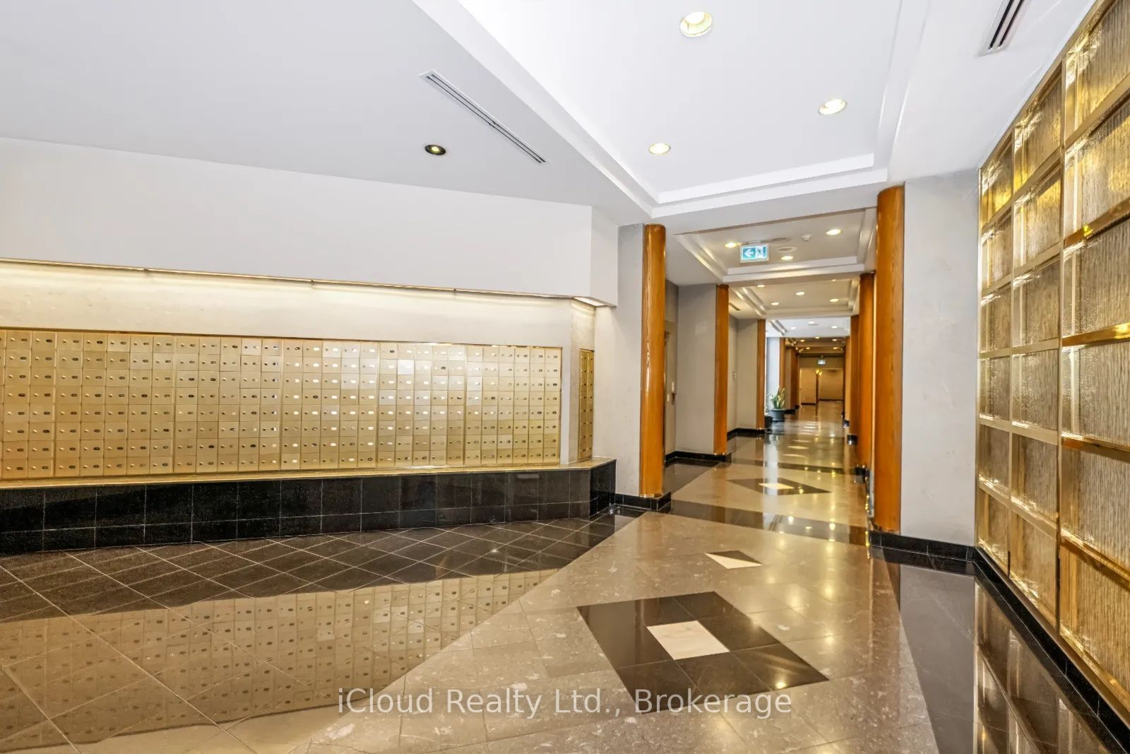 18 Hollywood Avenue 800 Property Photo 44