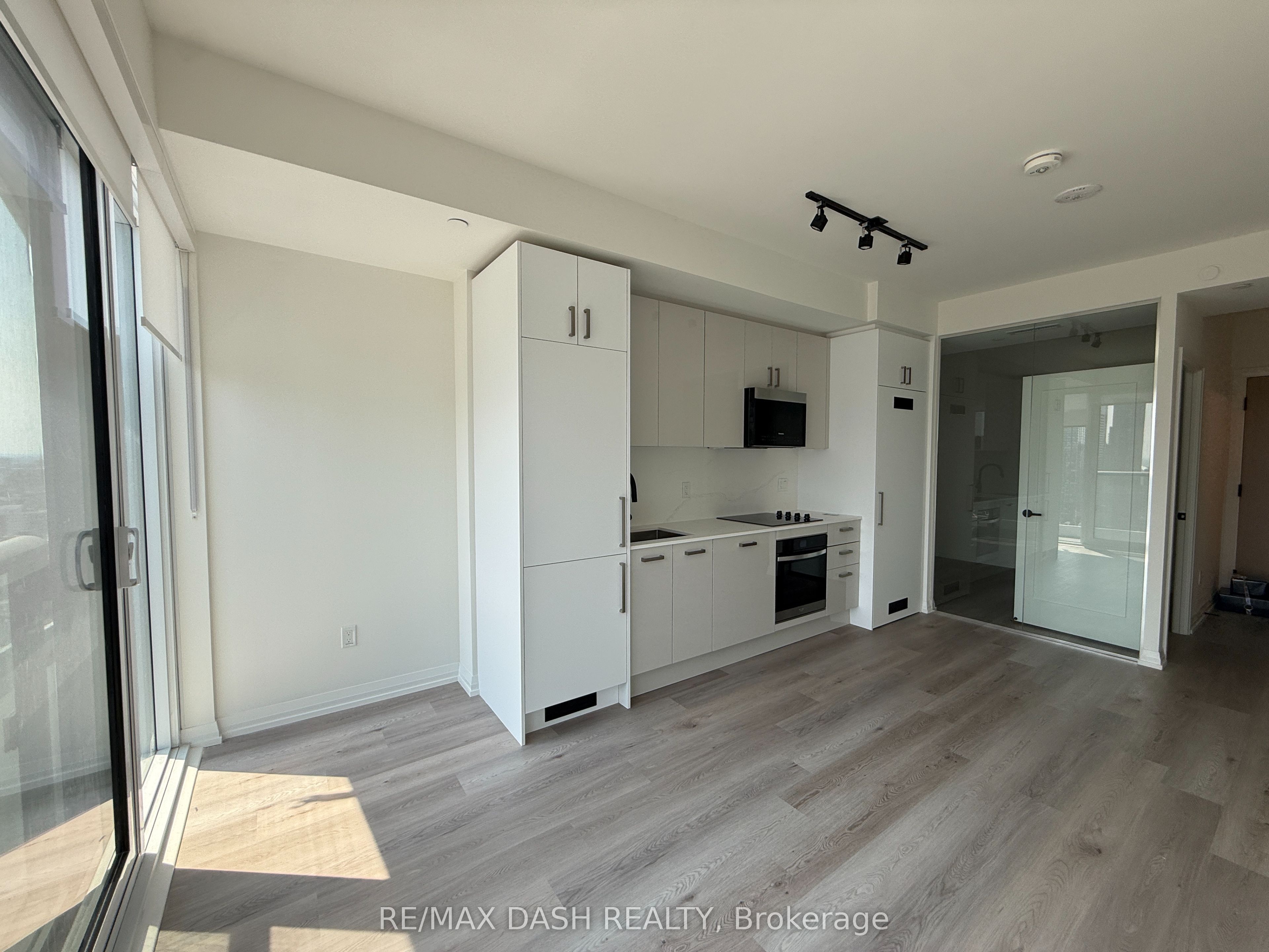 280 Dundas Street W 3109 Property Photo 11
