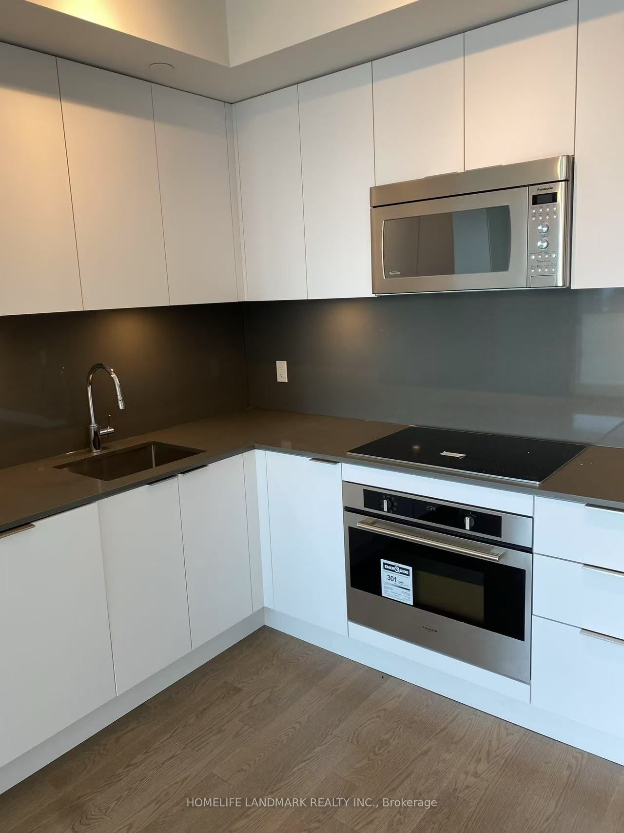 20 Lombard Street 3905 Property Photo 6