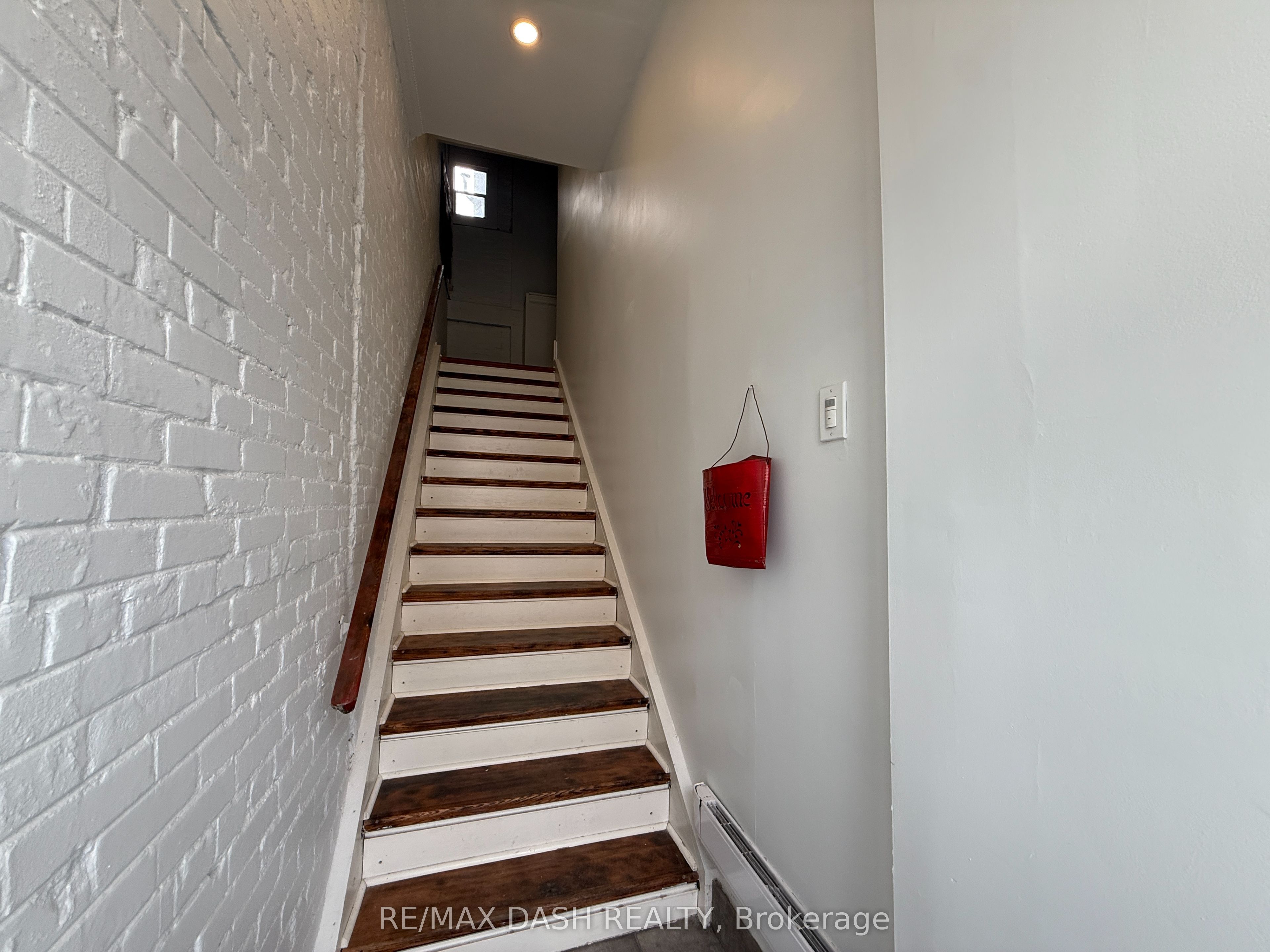 1303 Bloor Street W 2 Property Photo 3