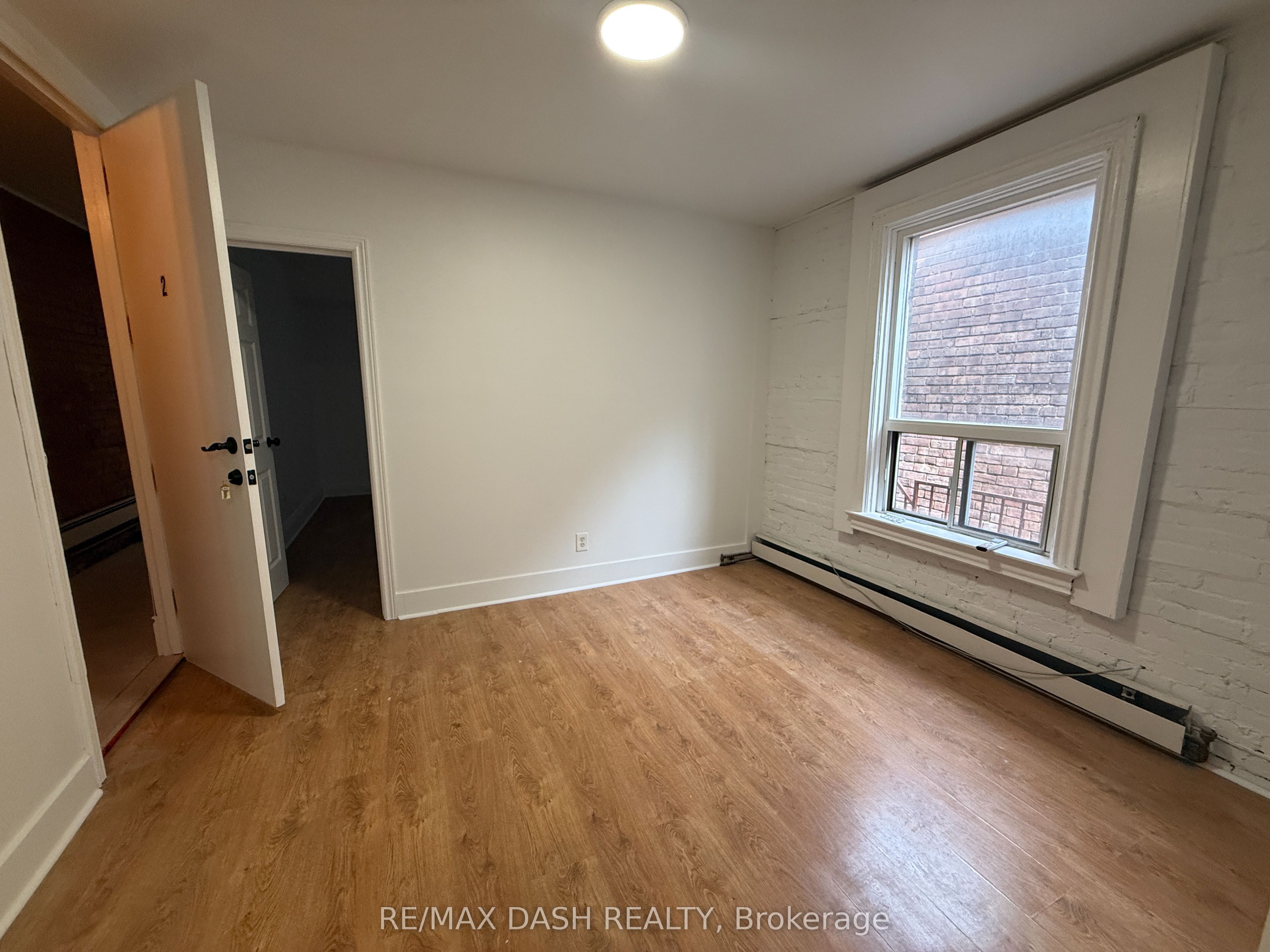 1303 Bloor Street W 2 Property Photo 7