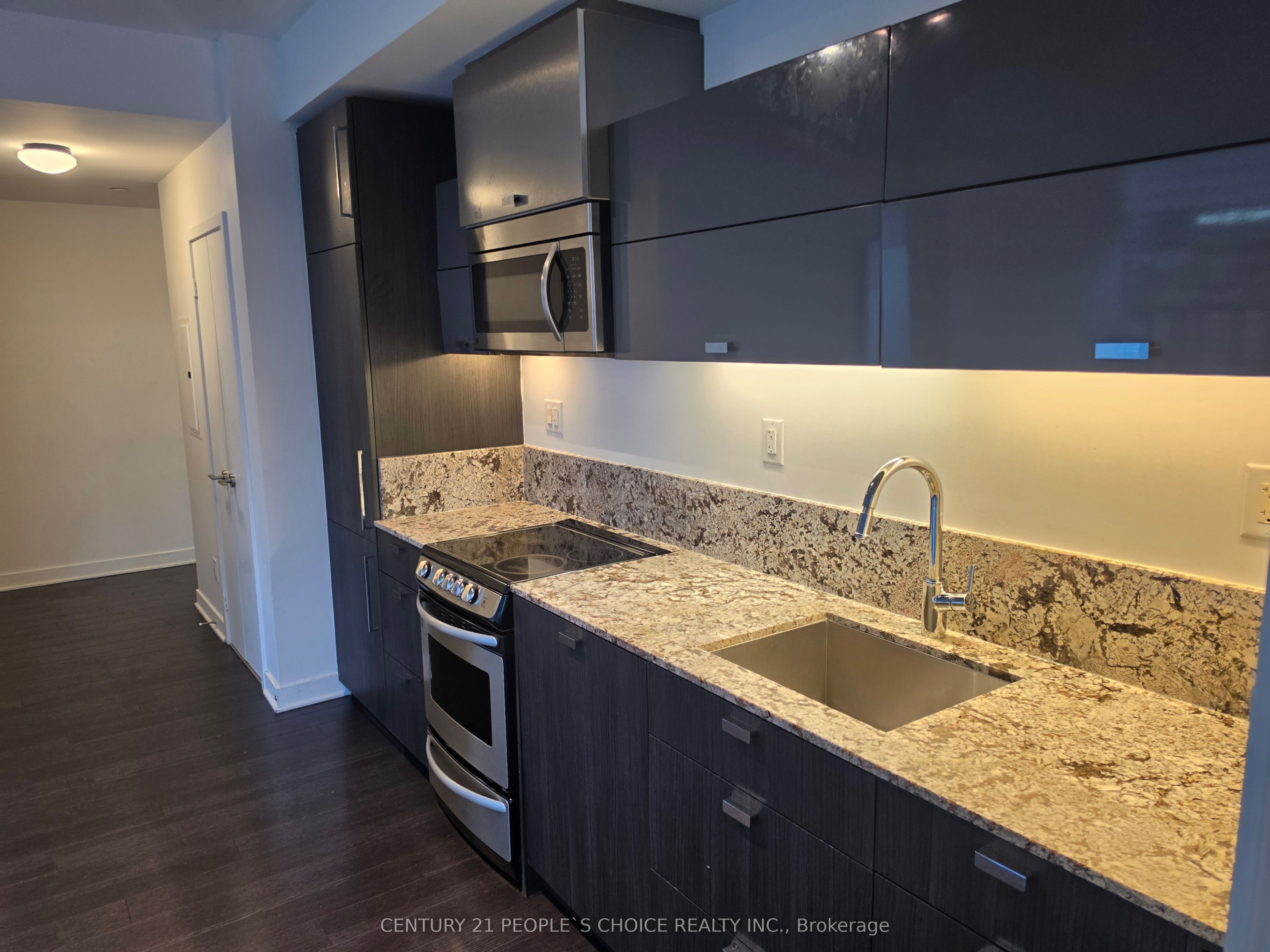 290 Adelaide Street W 1105 Property Photo 5