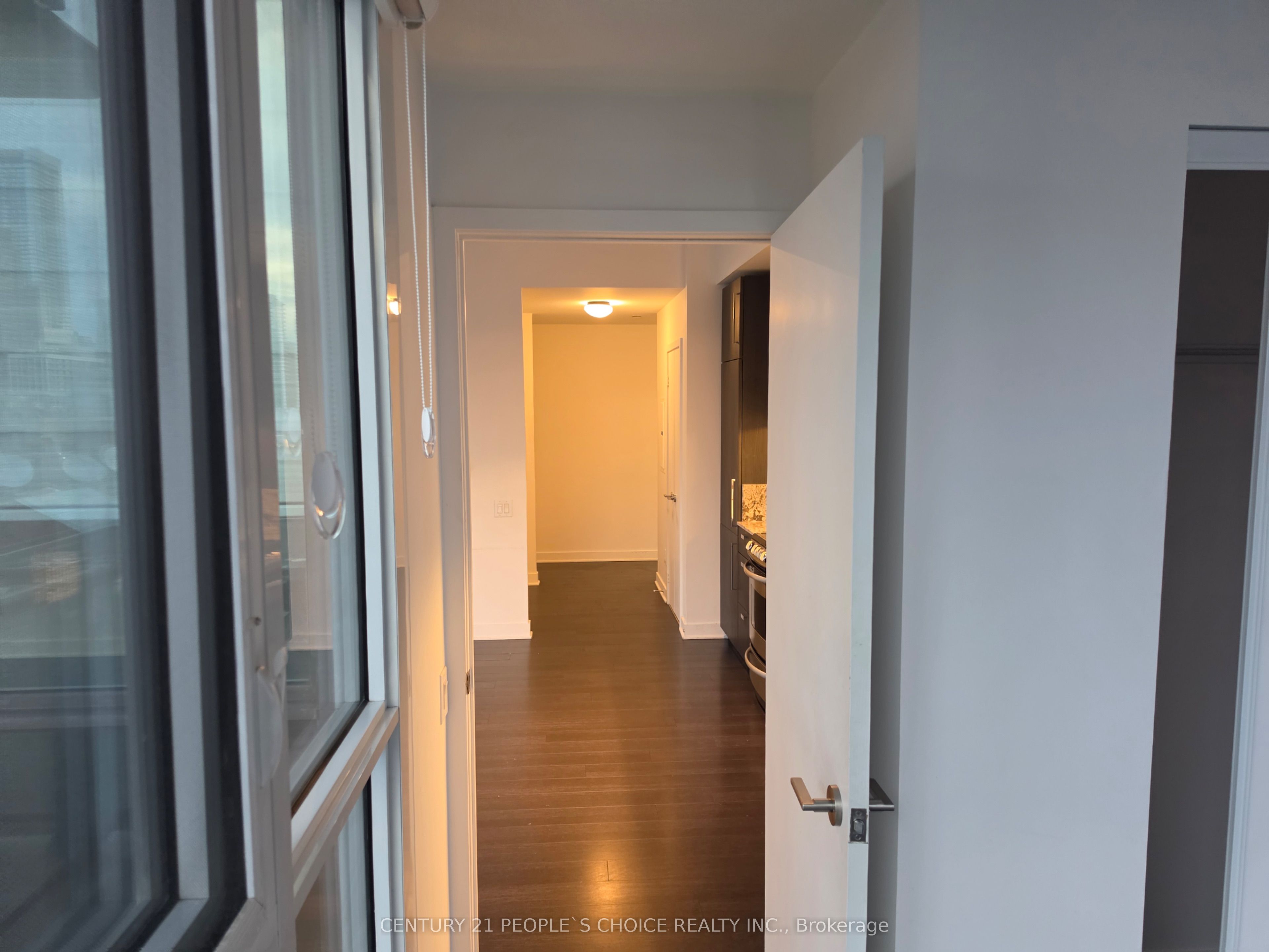 290 Adelaide Street W 1105 Property Photo 16
