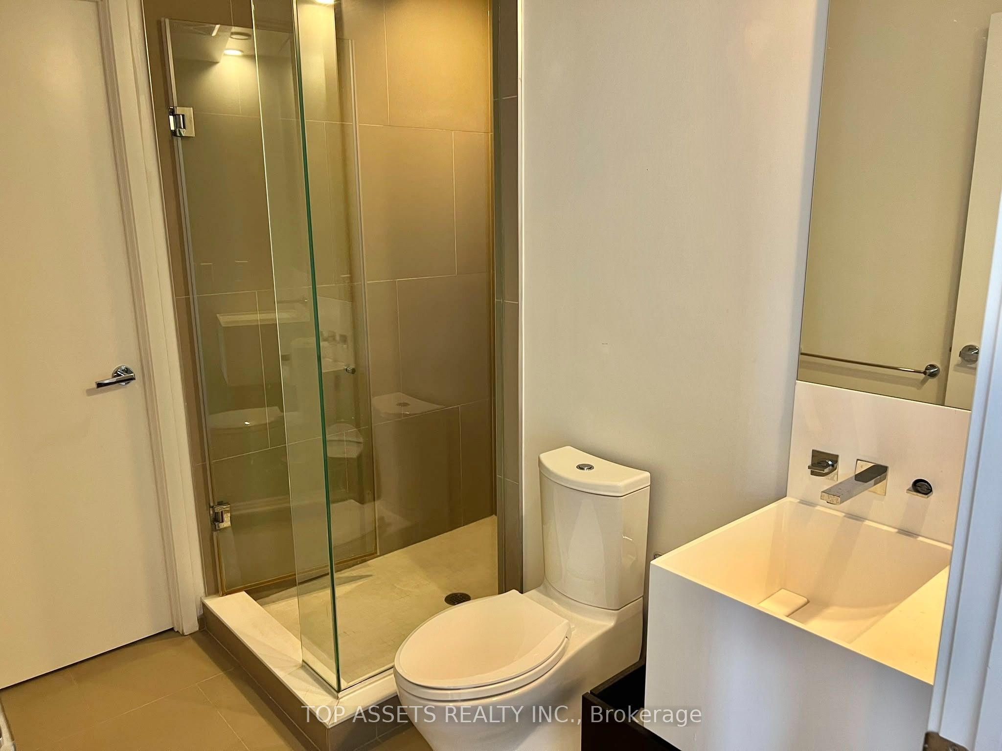 1 Bloor Street E 4409 Property Photo 13