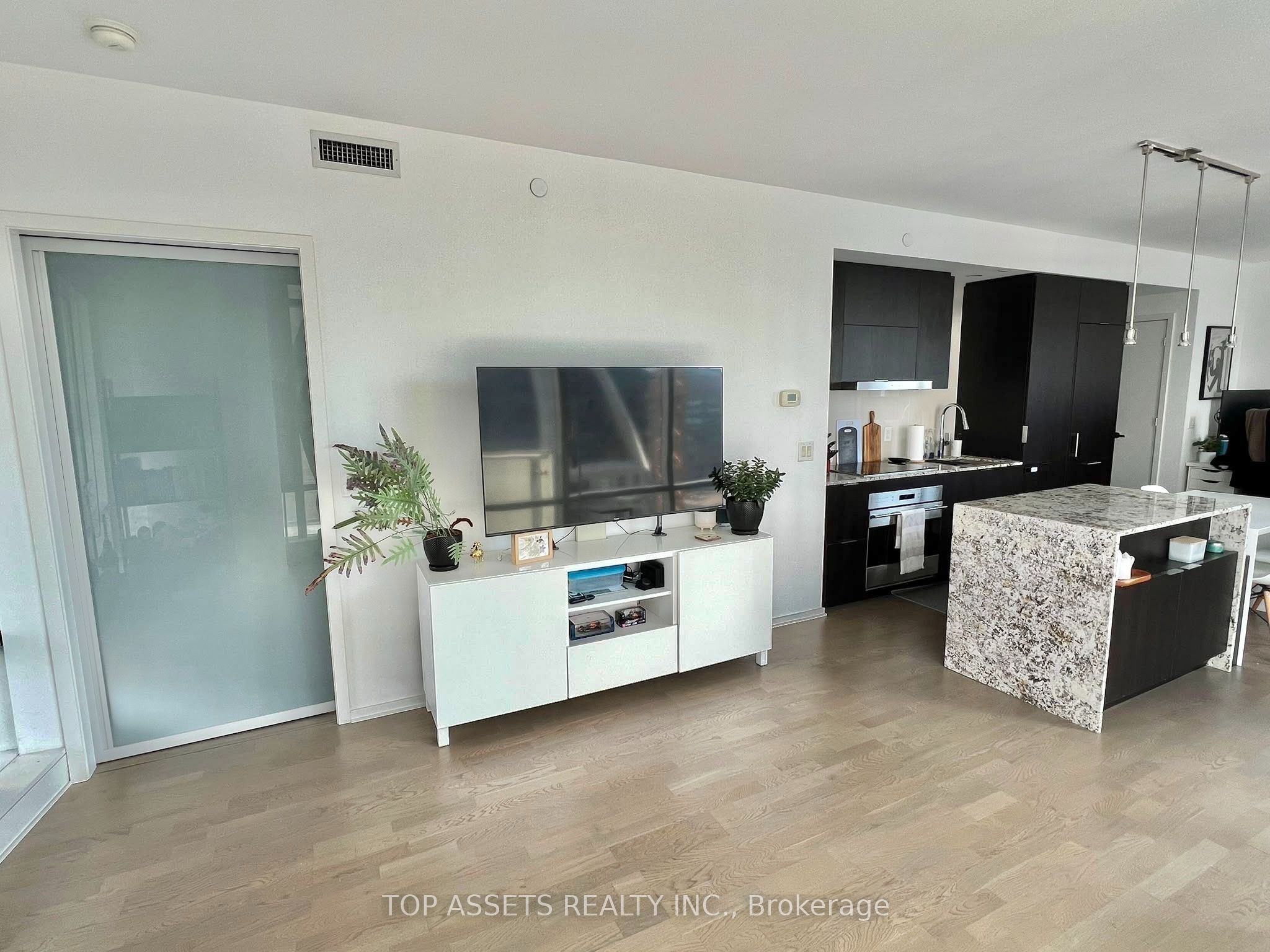 1 Bloor Street E 4409 Property Photo 14
