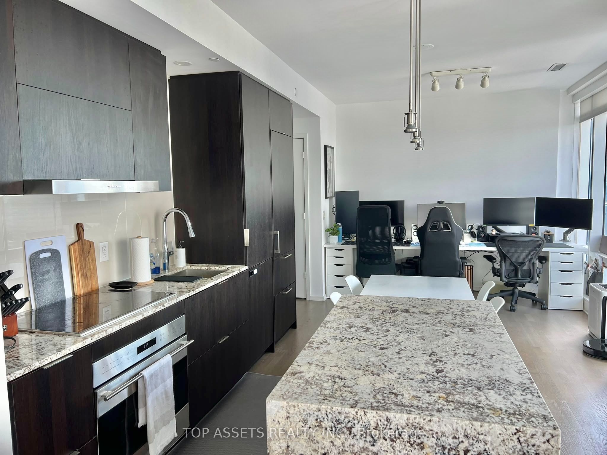 1 Bloor Street E 4409 Property Photo 18