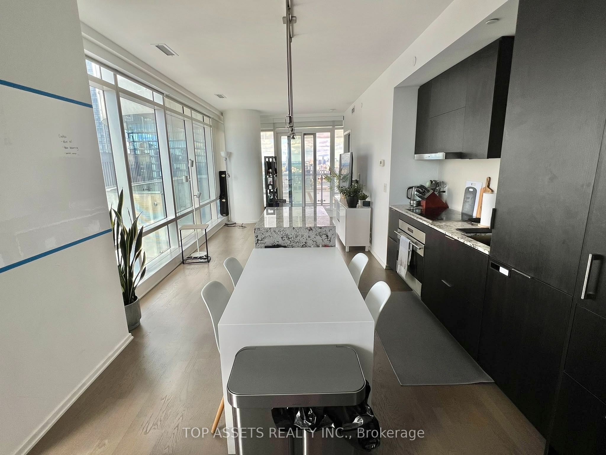 1 Bloor Street E 4409 Property Photo 20
