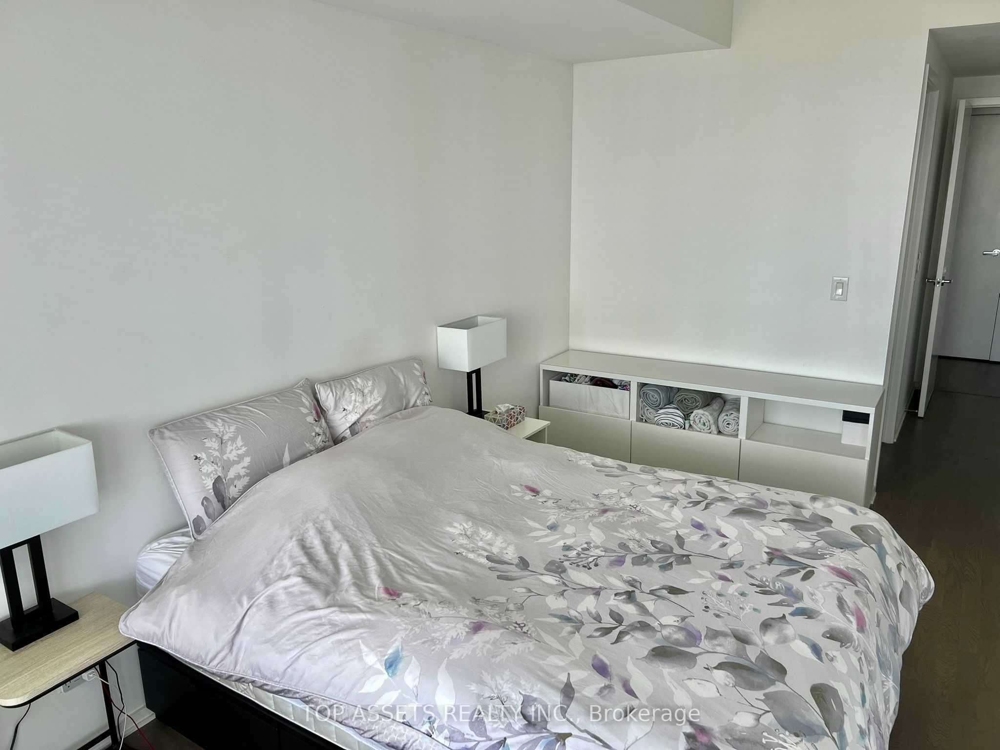 1 Bloor Street E 4409 Property Photo 25