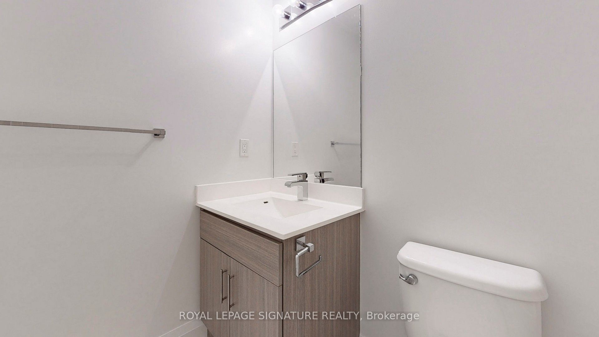 68 Canterbury Place 1515 Property Photo 14