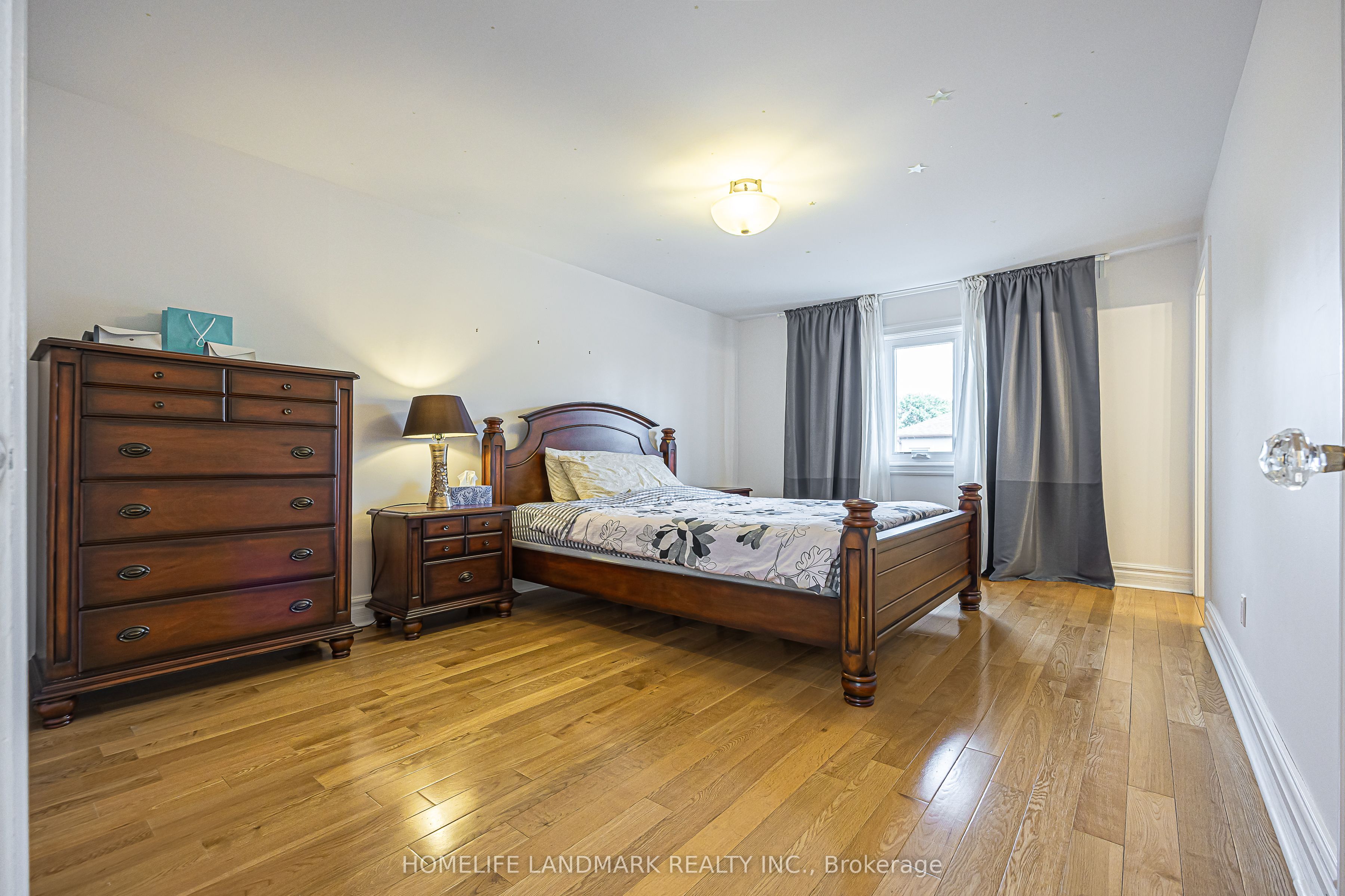 252 Dunview Avenue N Property Photo 31