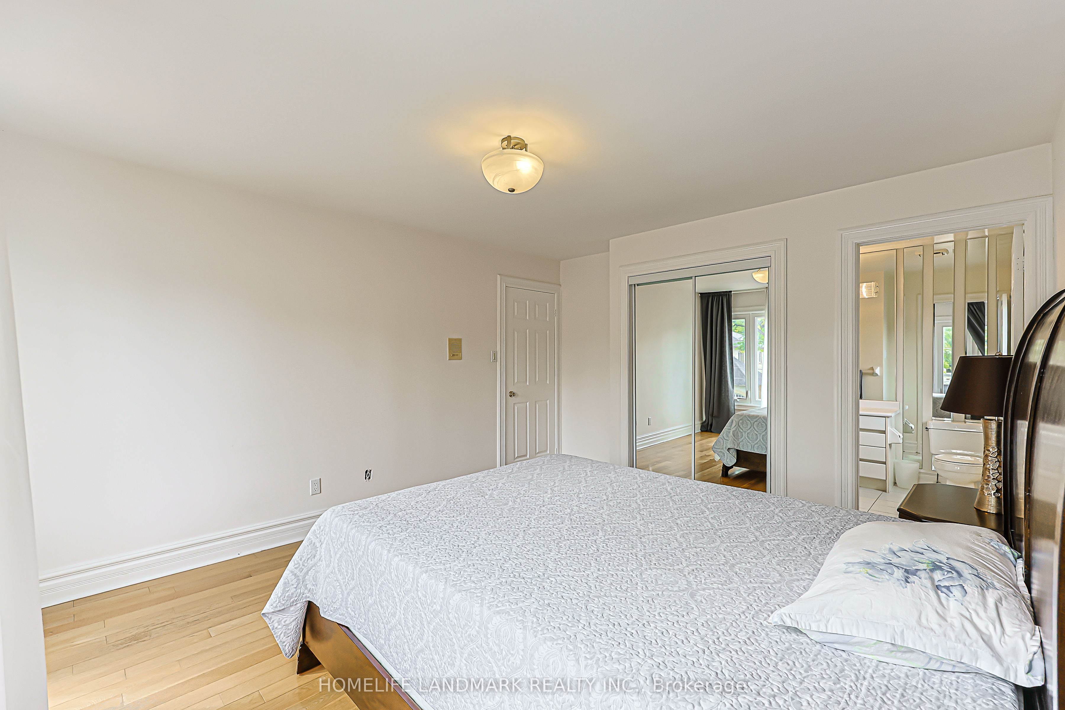 252 Dunview Avenue N Property Photo 34