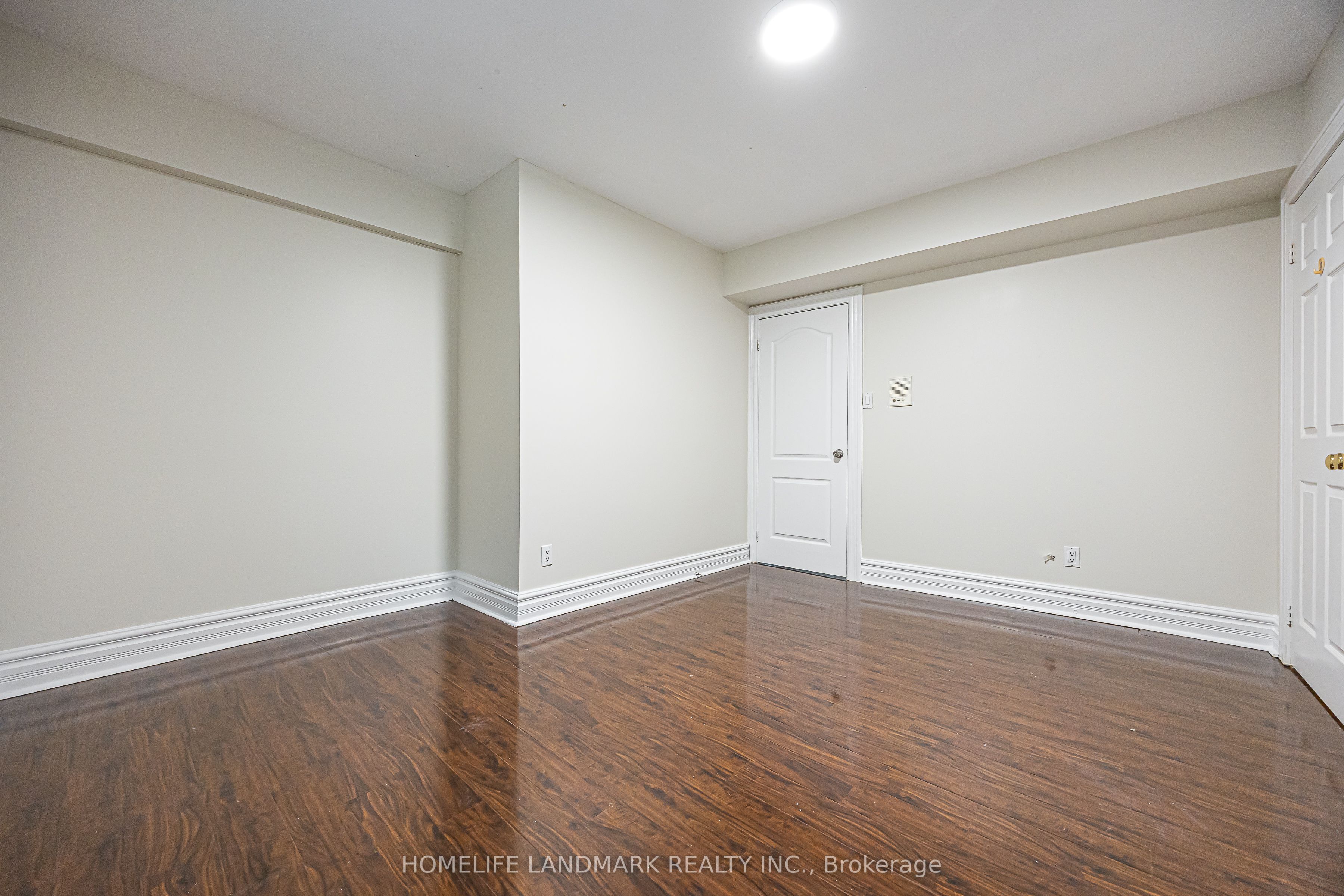 252 Dunview Avenue N Property Photo 47