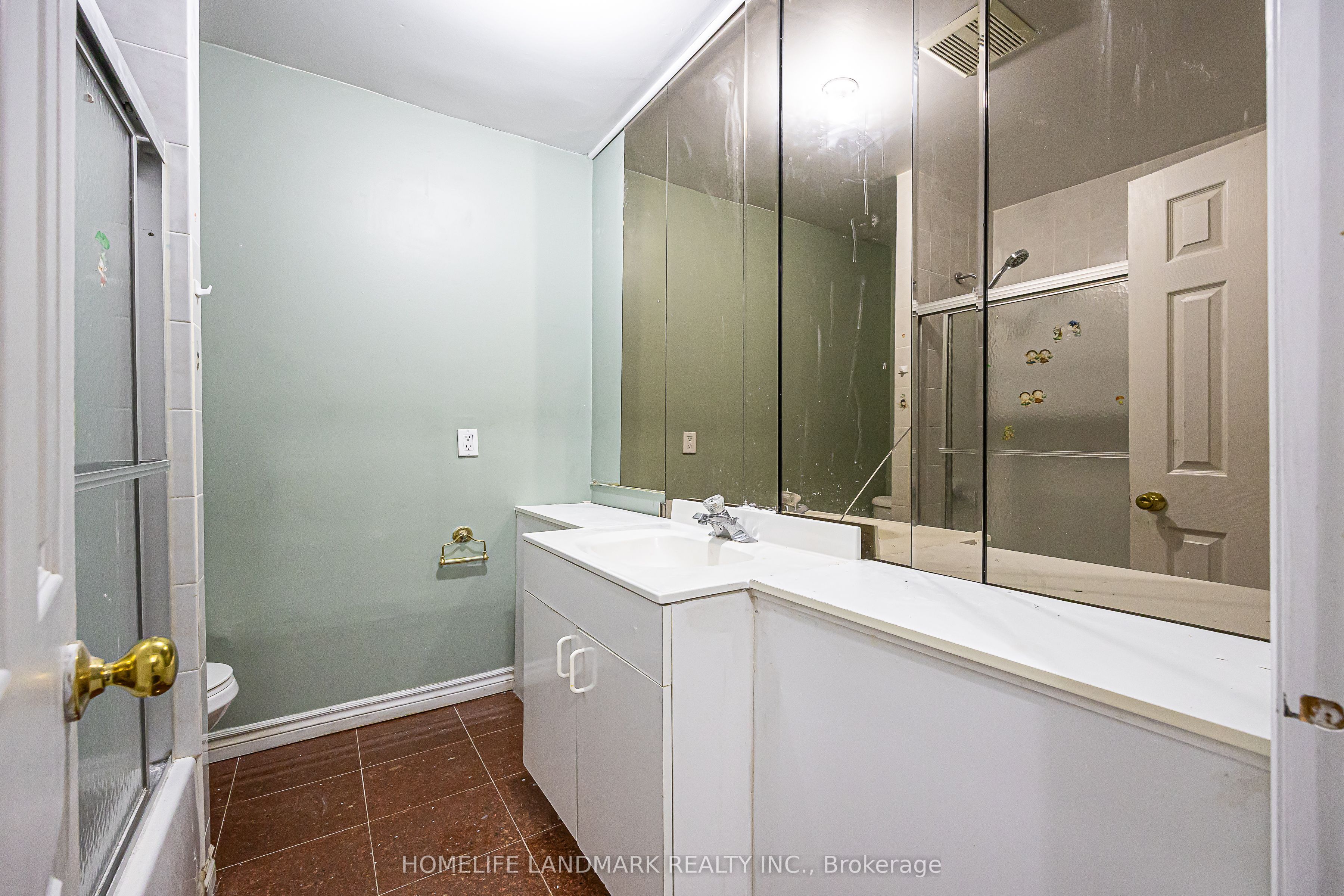 252 Dunview Avenue N Property Photo 48