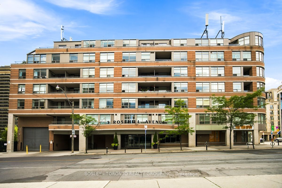 5 Rosehill Avenue 808