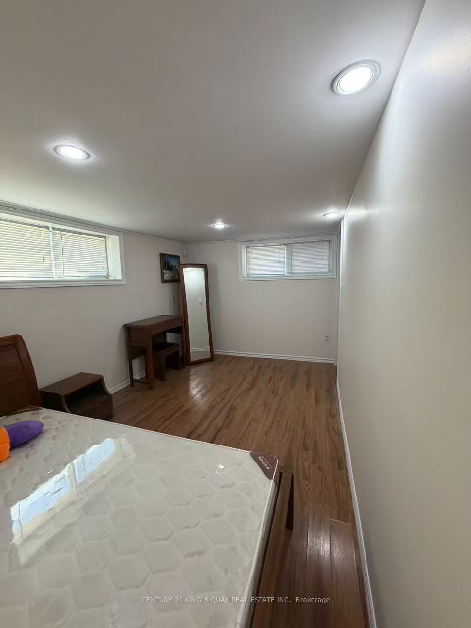 139 Church Avenue Basement Property Photo 4