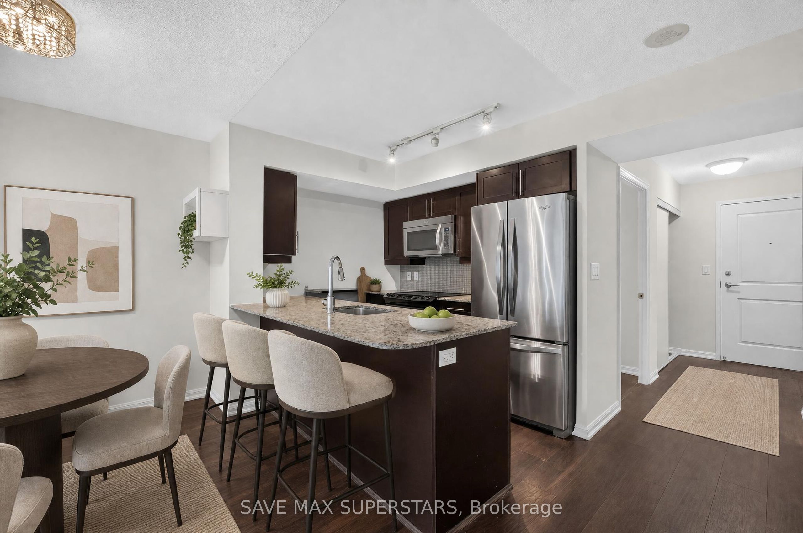 35 Bastion Street 714 Property Photo 20