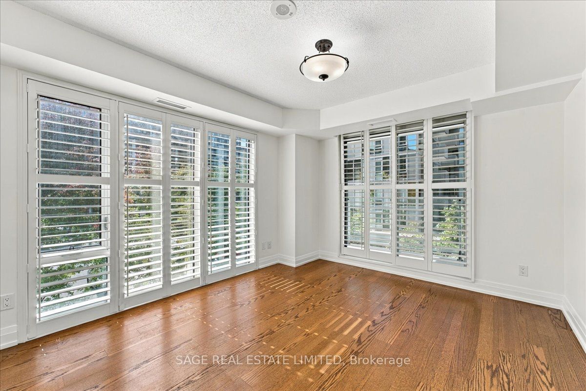 565 Wilson Avenue W204 Property Photo 17