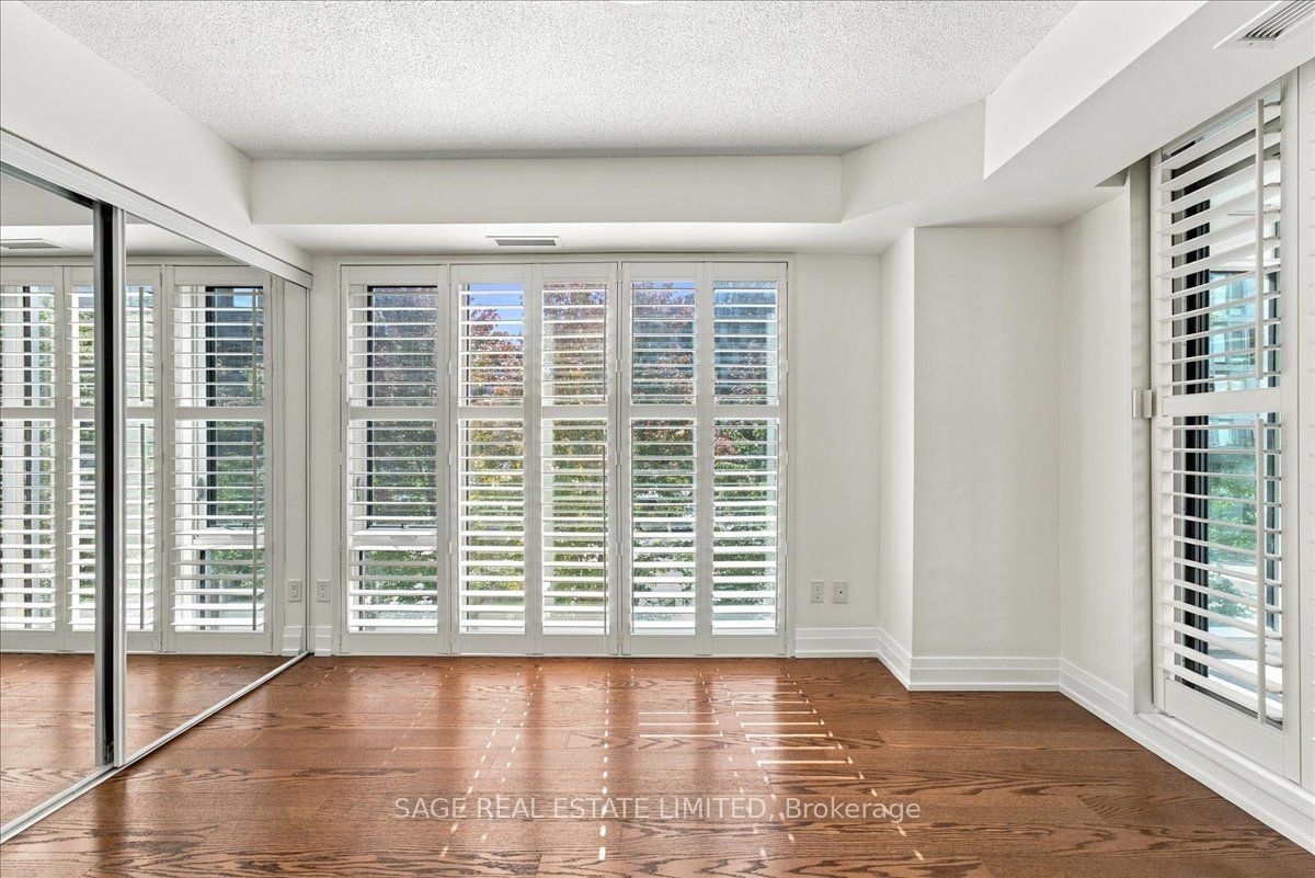 565 Wilson Avenue W204 Property Photo 18