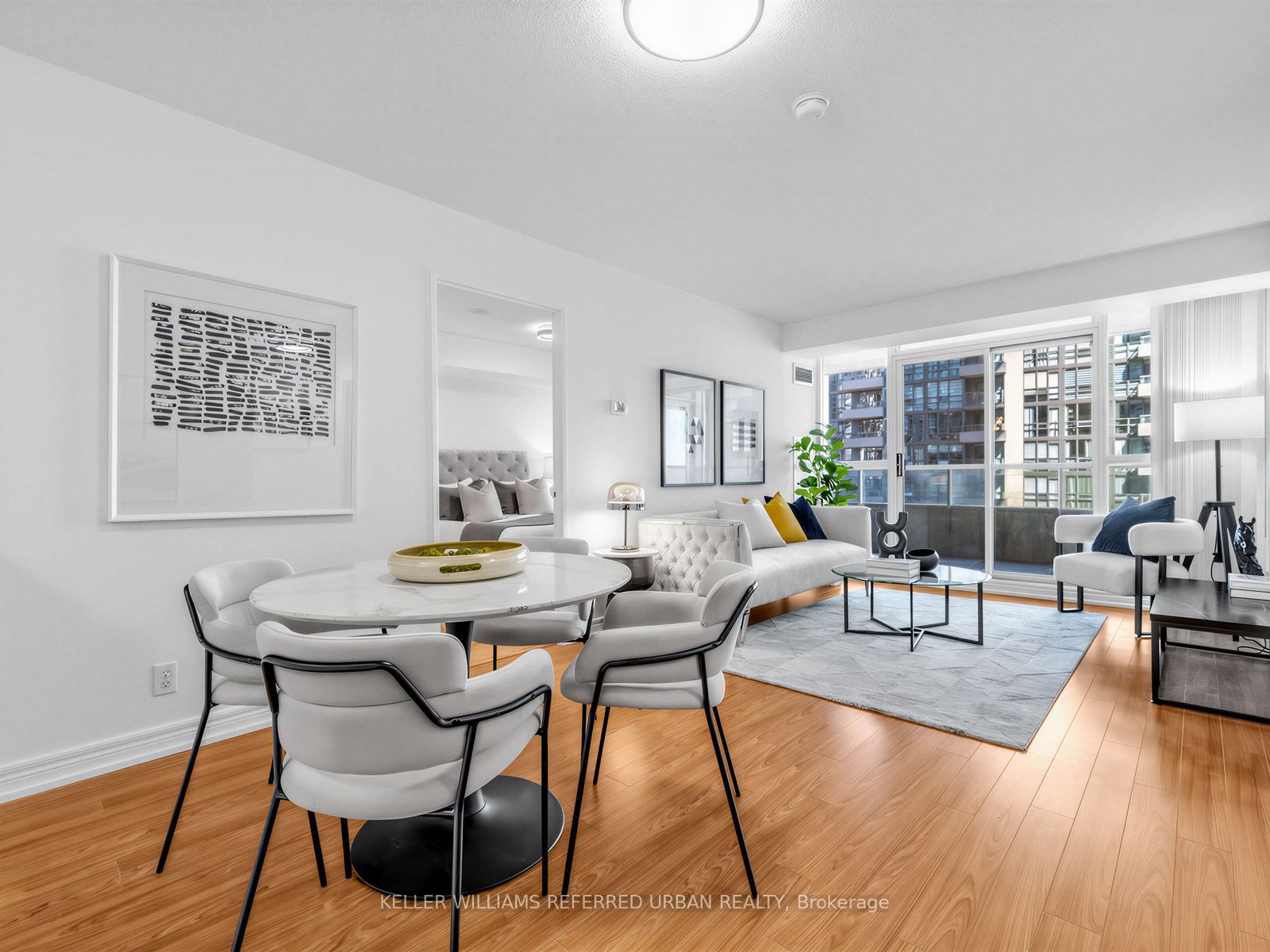 23 Hollywood Avenue 1807 Property Photo 1