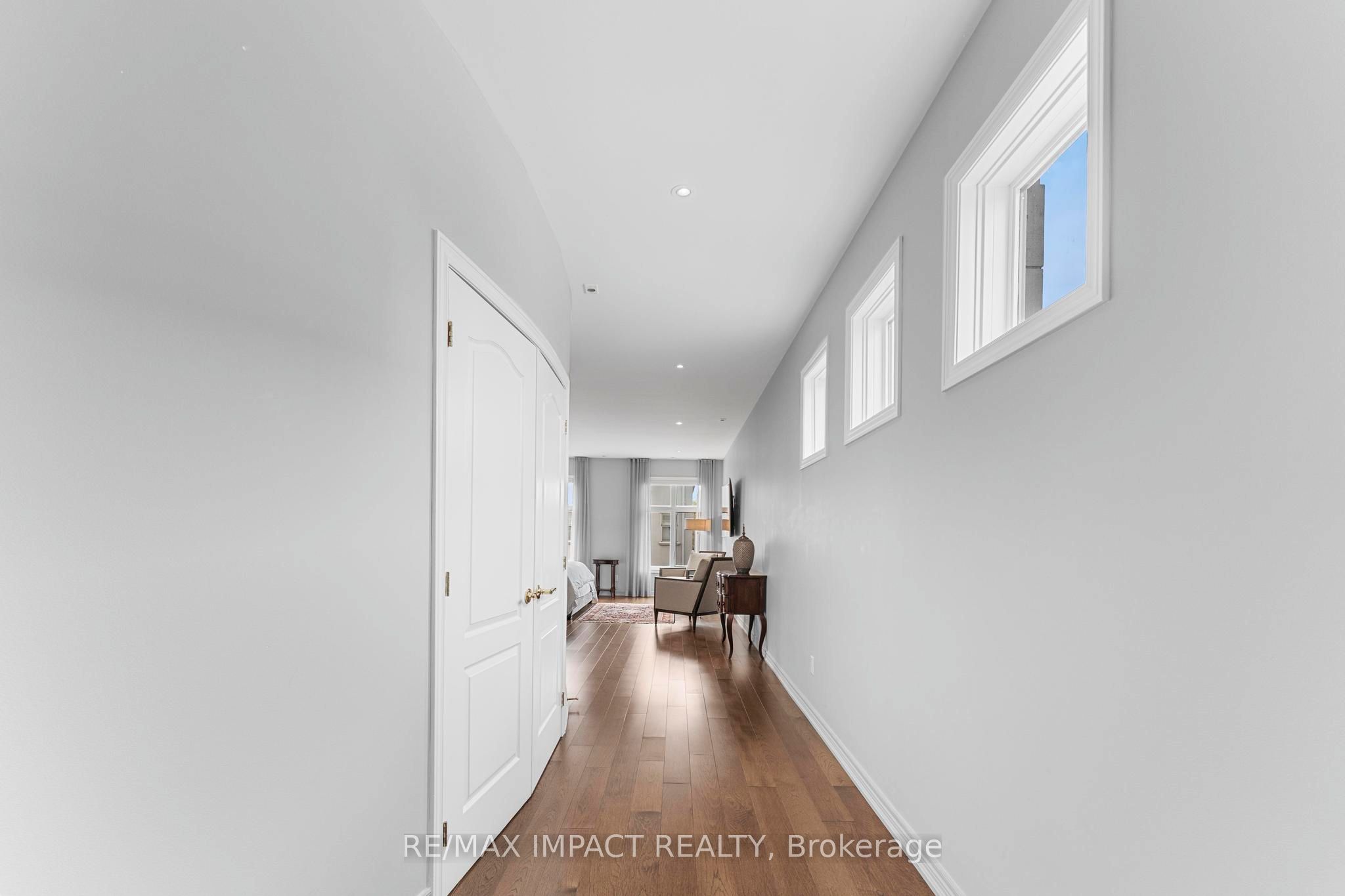 260 Russell Hill Road 13 Property Photo 24