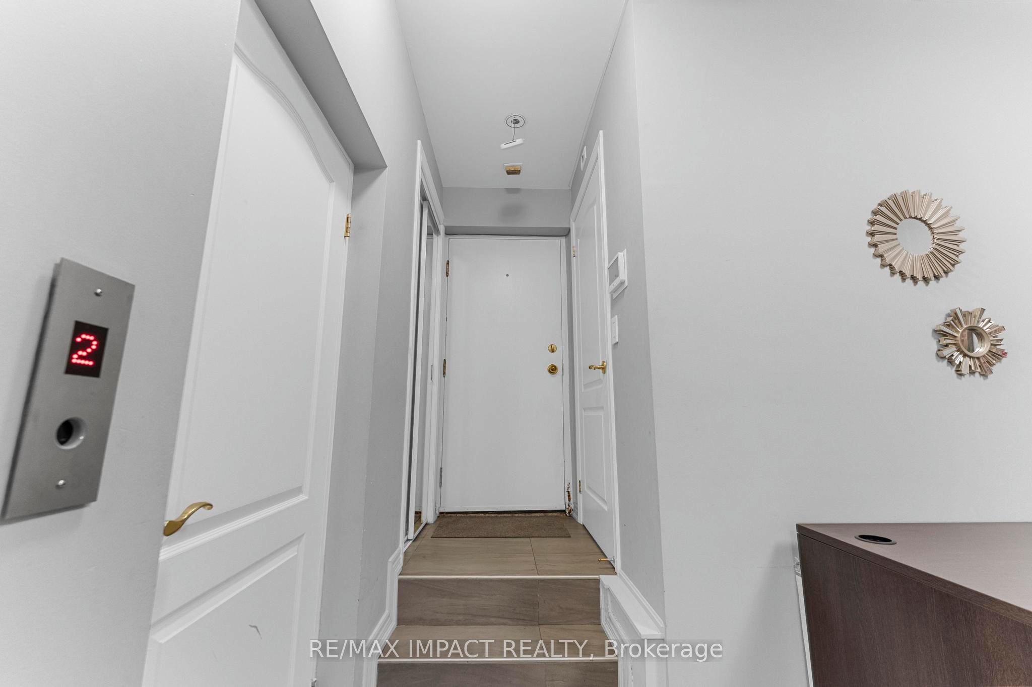 260 Russell Hill Road 13 Property Photo 41
