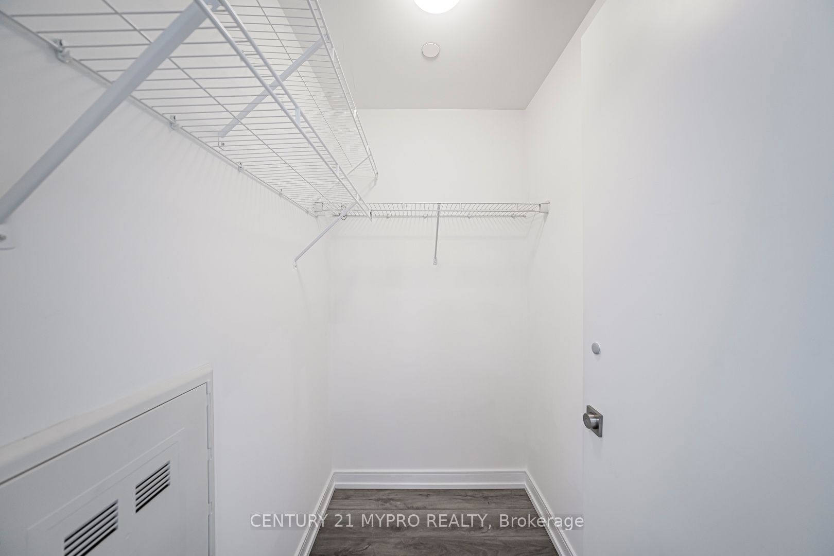 57 St. Joseph Street 417 Property Photo 25