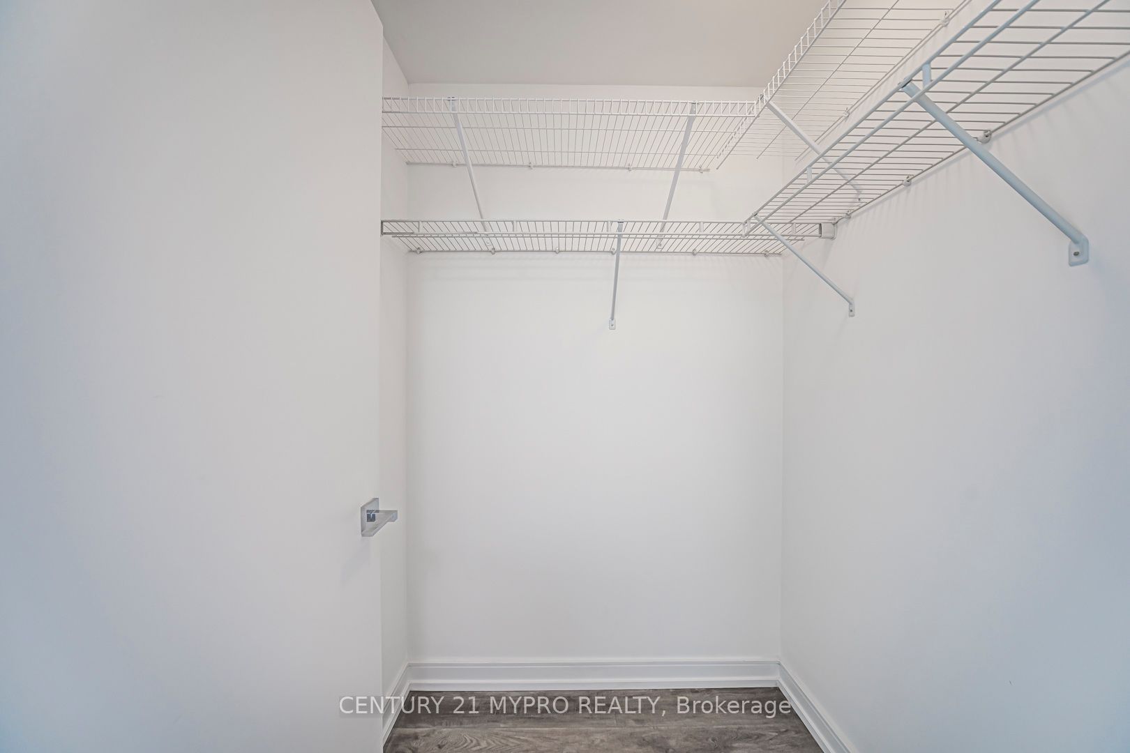57 St. Joseph Street 417 Property Photo 34