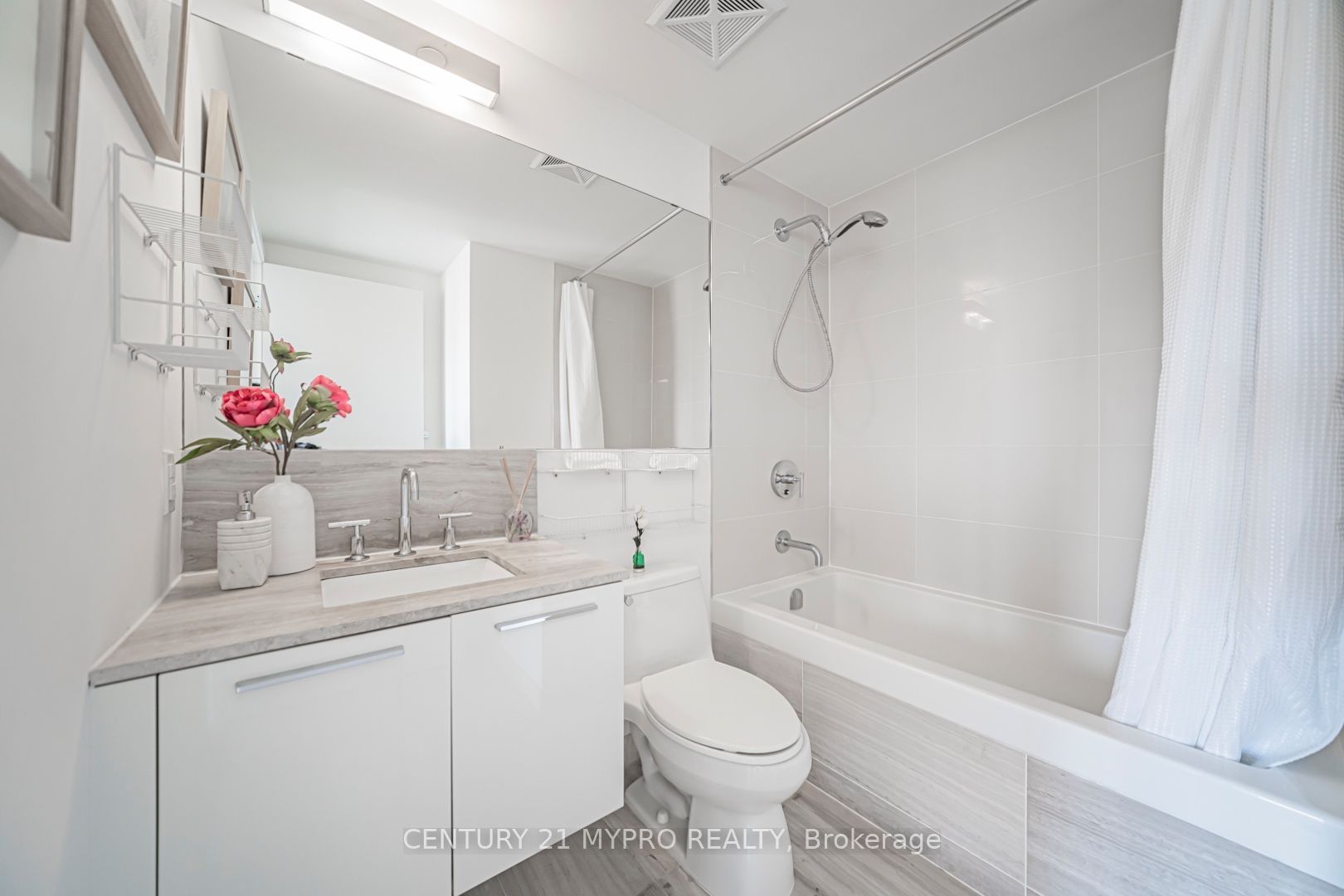 57 St. Joseph Street 417 Property Photo 35