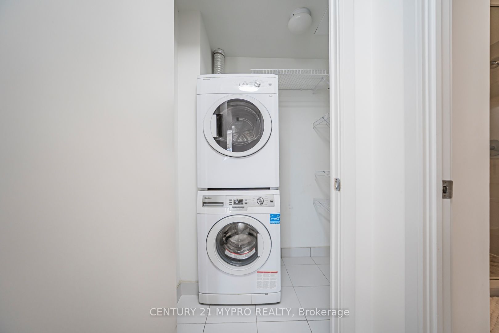 57 St. Joseph Street 417 Property Photo 36