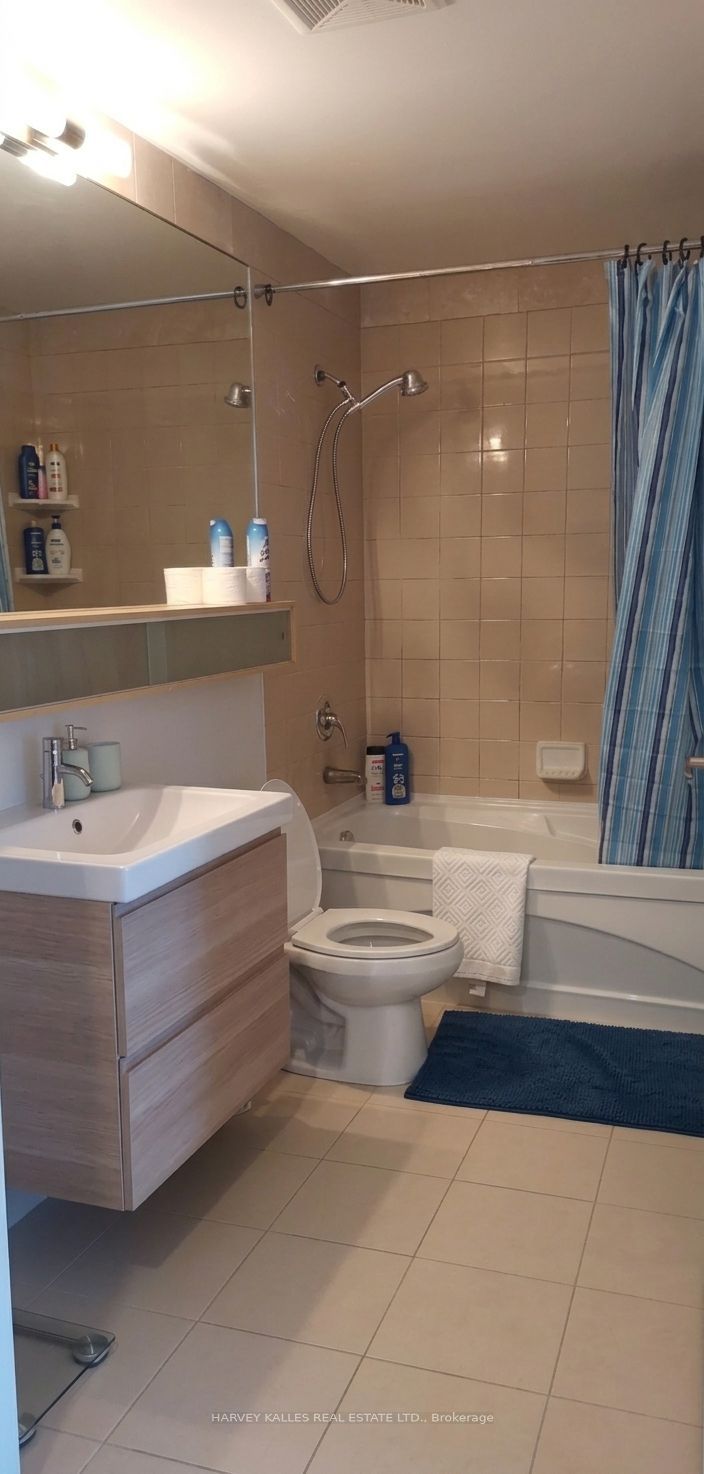 85 Bloor Street E 1603 Property Photo 6