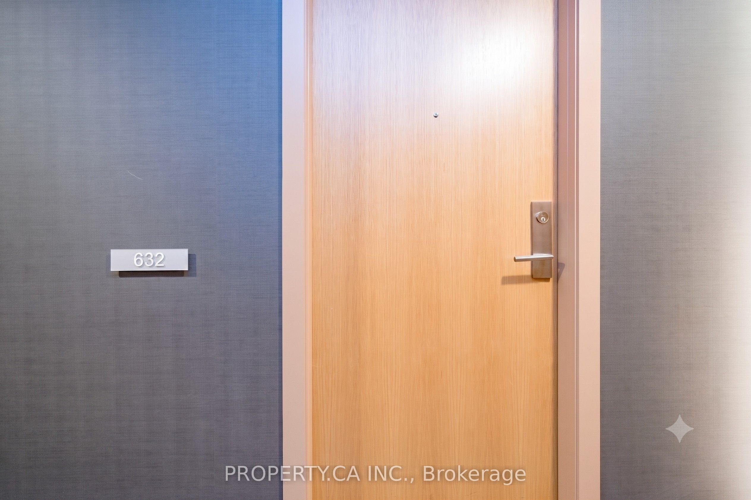 629 N King Street W 632 Property Photo 4