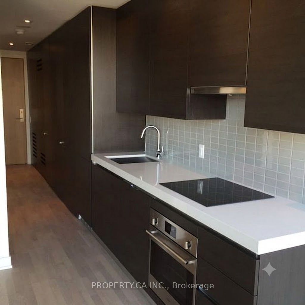 629 N King Street W 632 Property Photo 5