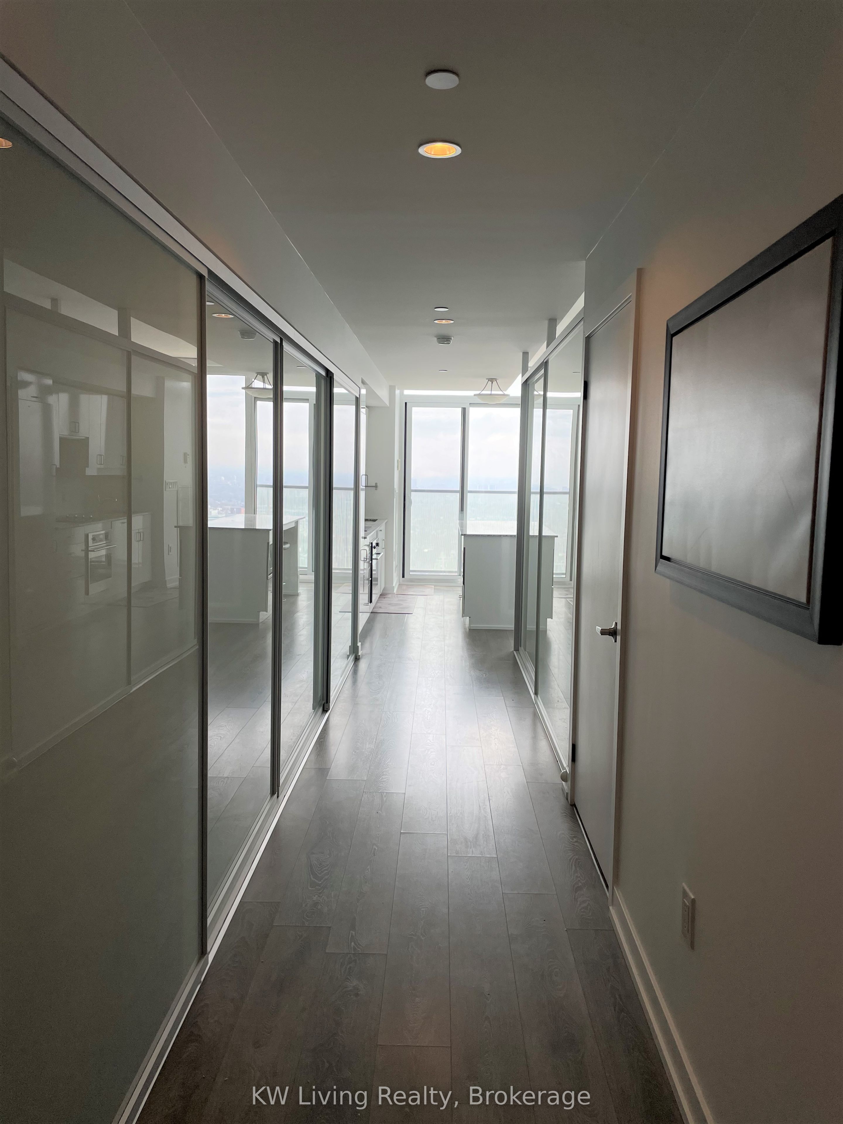 426 University Avenue Ph301 Property Photo 4