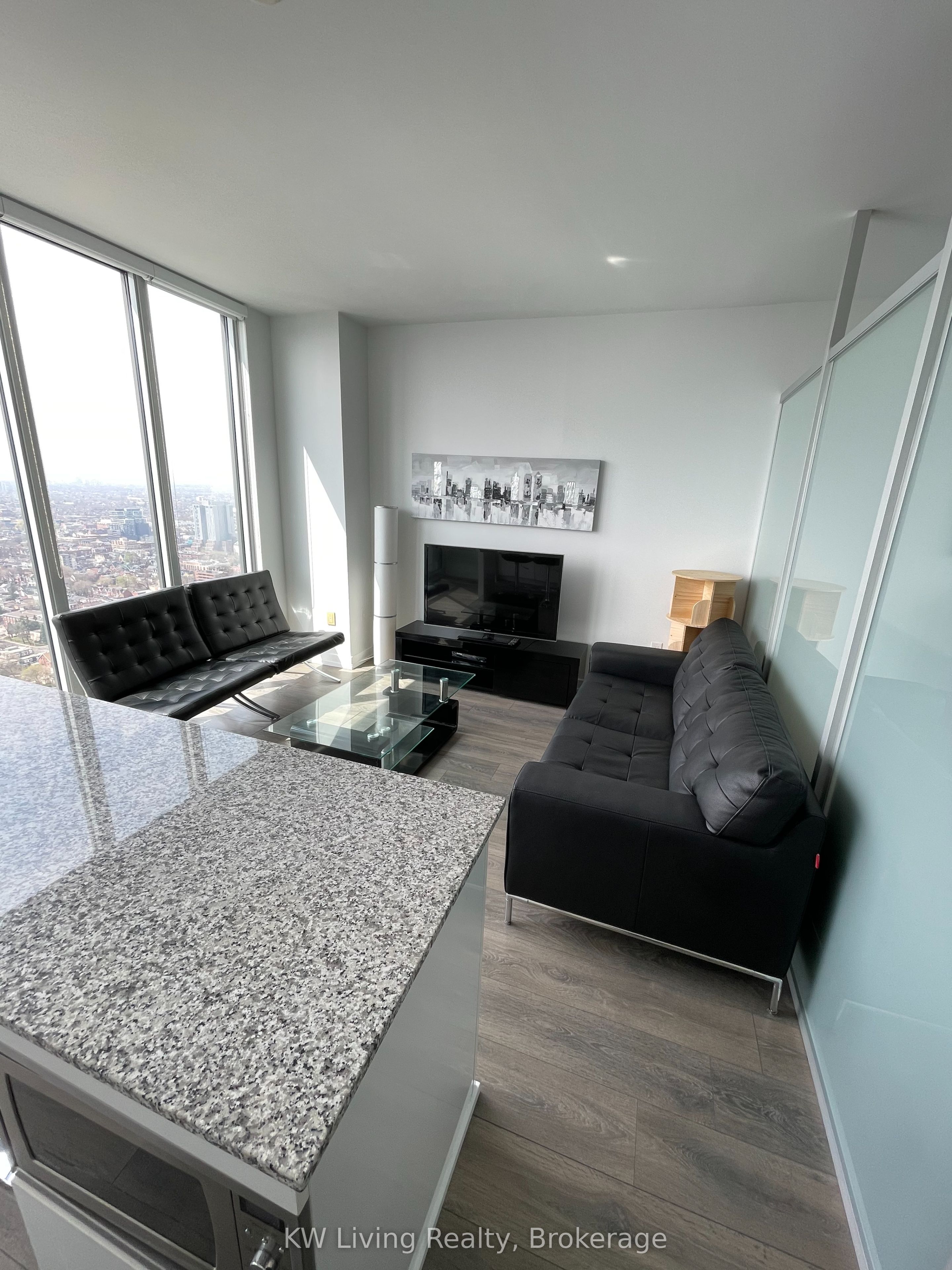 426 University Avenue Ph301 Property Photo 14