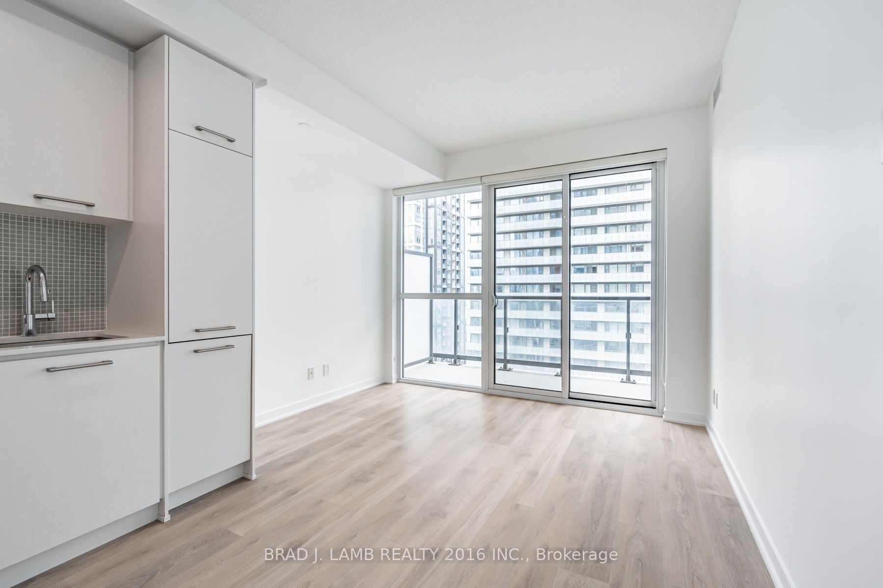 87 Peter Street 2810 Property Photo 11