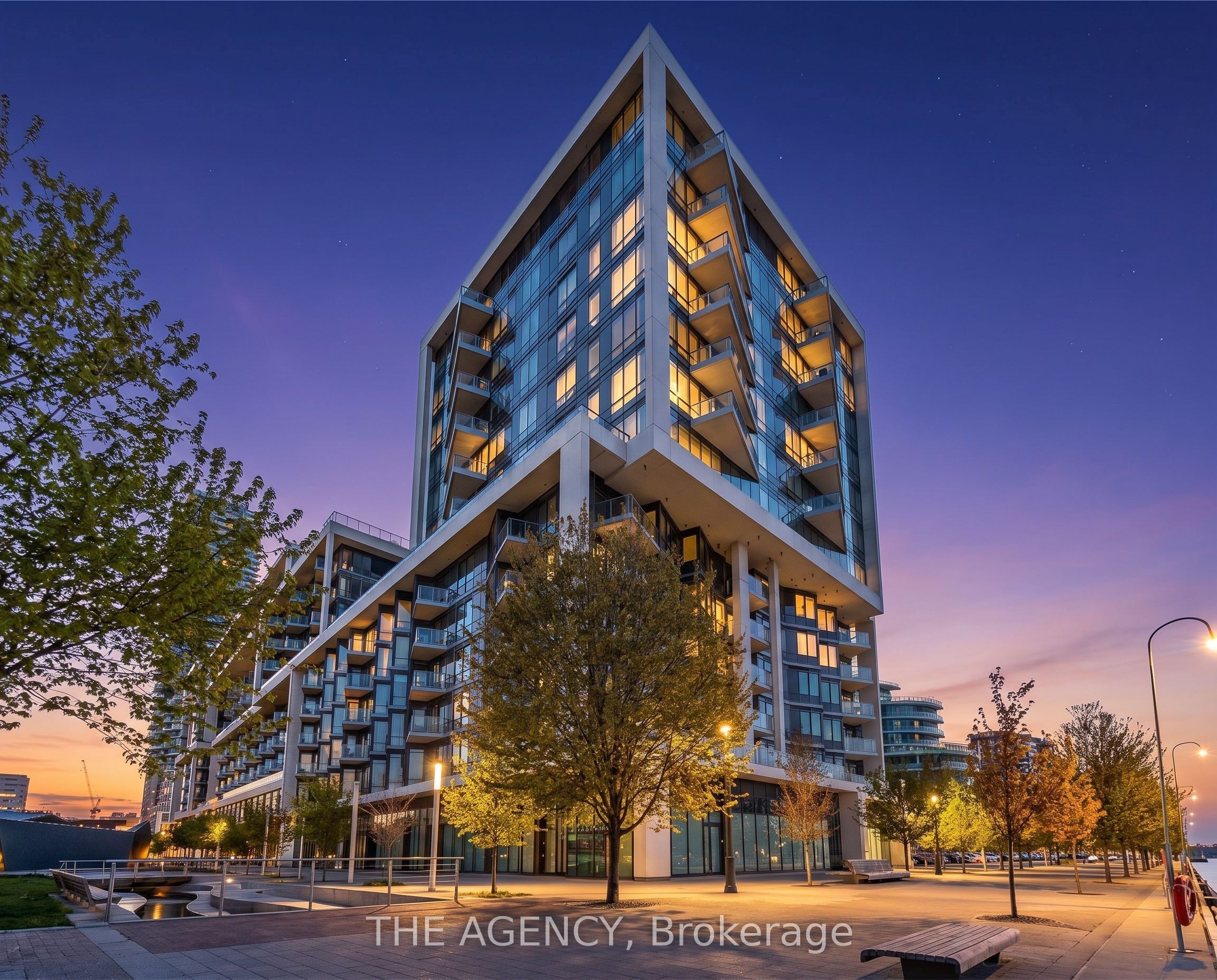 55 Merchants' Wharf 530 Property Photo 1