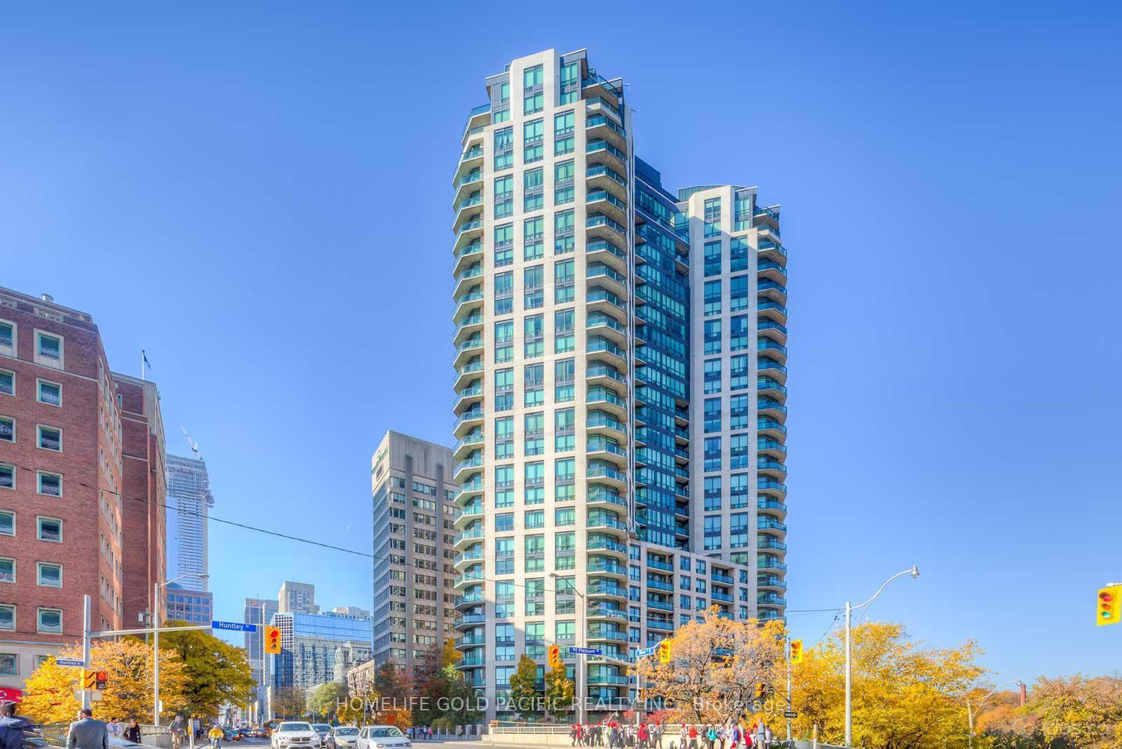 300 Bloor Street E 2102 Property Photo 1