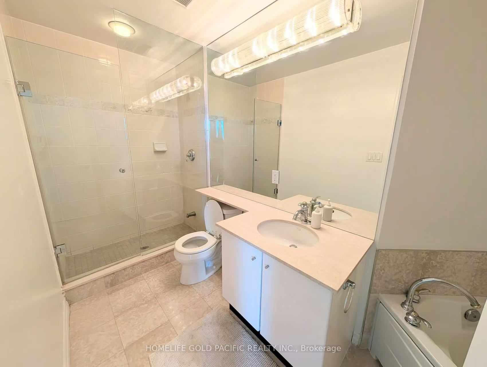 300 Bloor Street E 2102 Property Photo 5