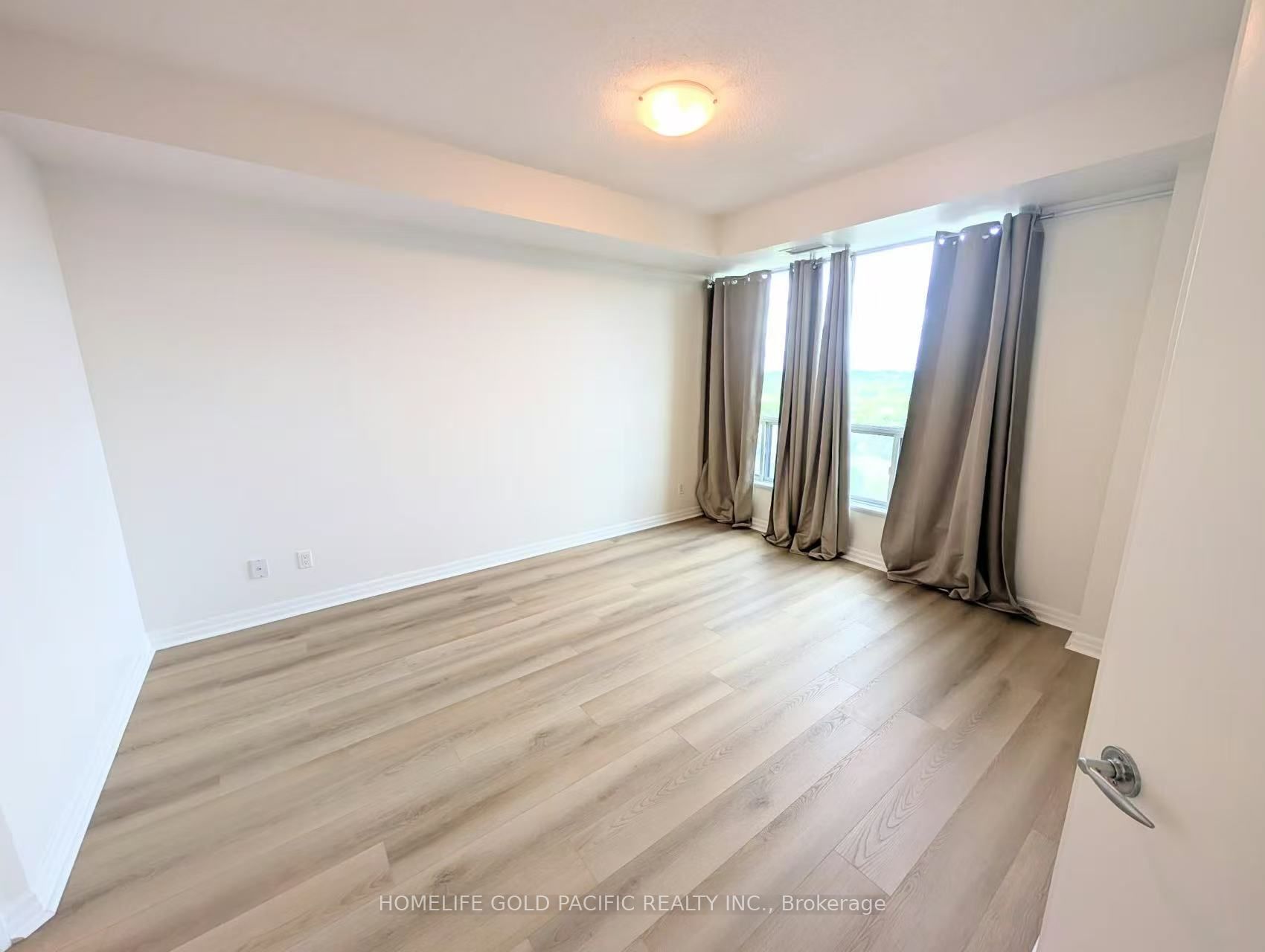 300 Bloor Street E 2102 Property Photo 10