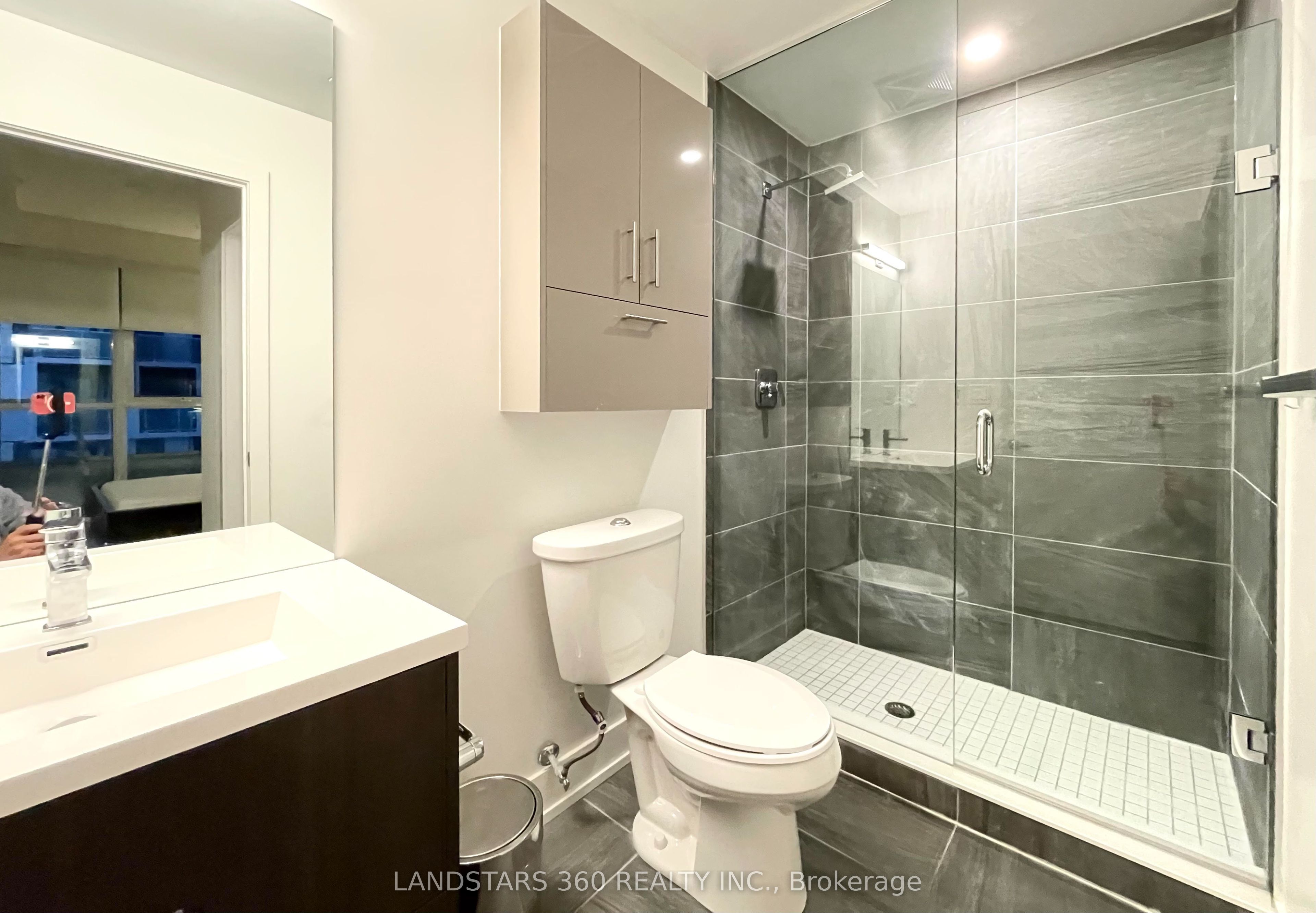 180 Fairview Mall Drive 1912 Property Photo 16