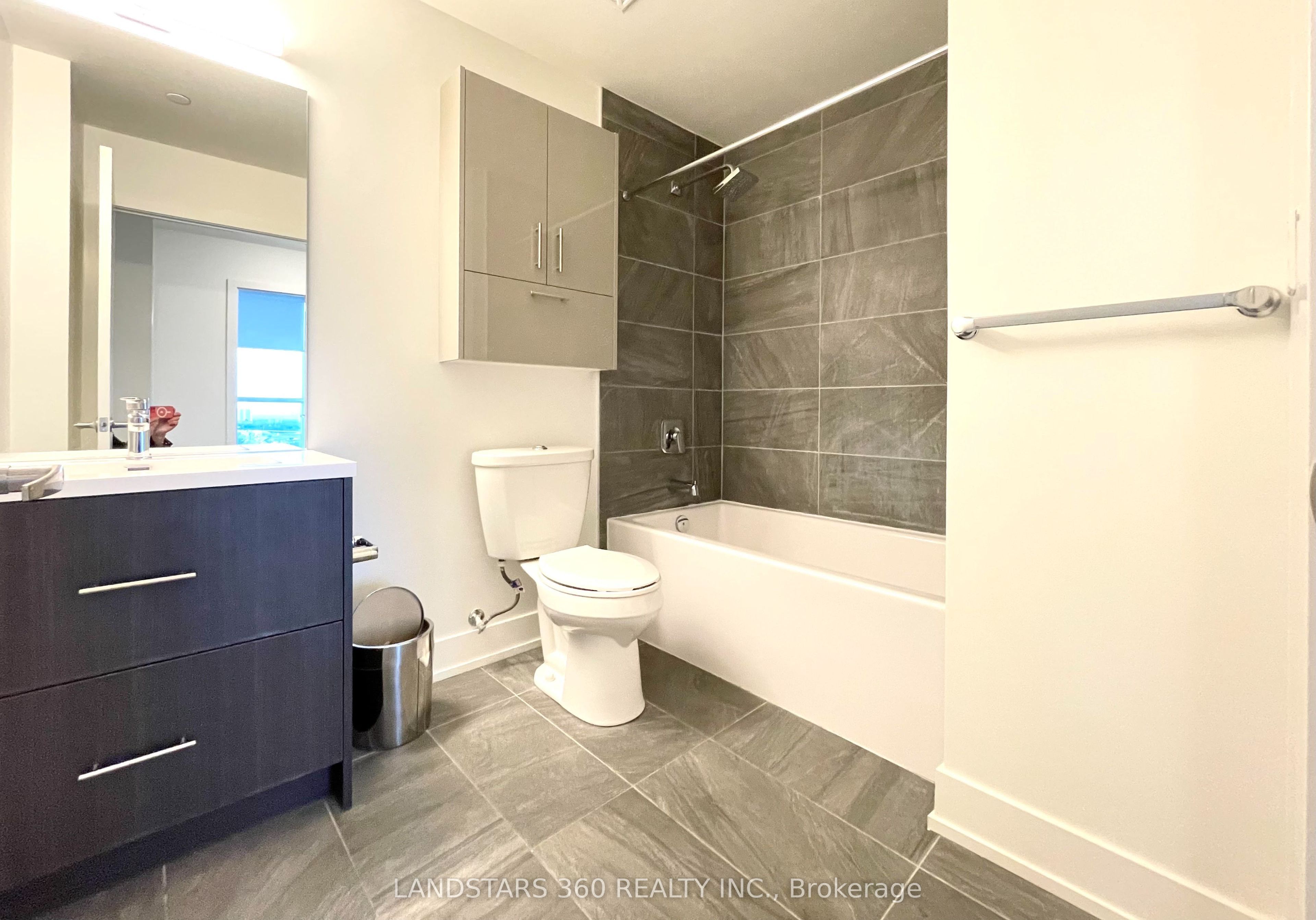 180 Fairview Mall Drive 1912 Property Photo 20