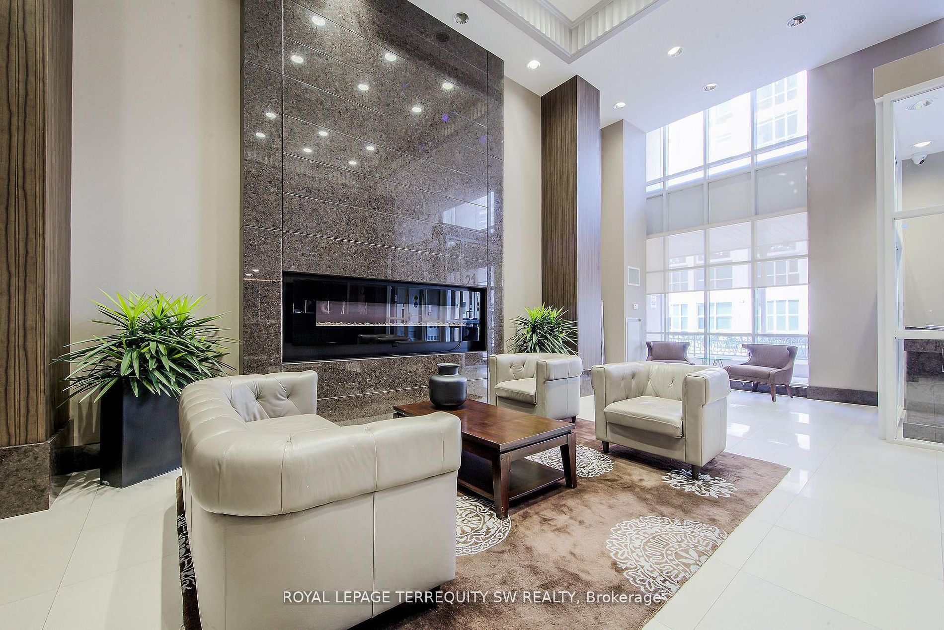 21 Grand Magazine Street 809 Property Photo 20
