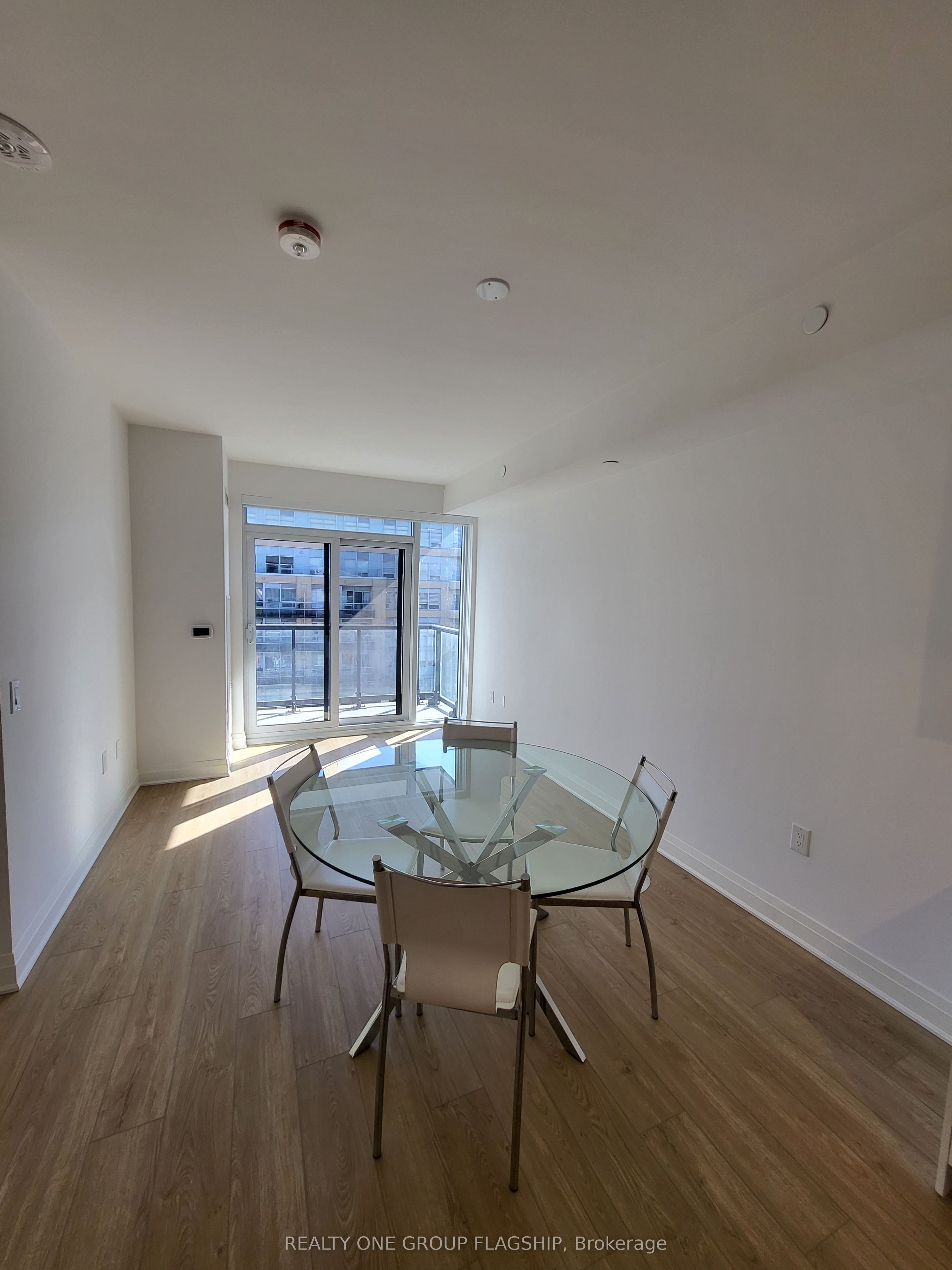 700 W Sheppard Avenue W 618 Property Photo 12