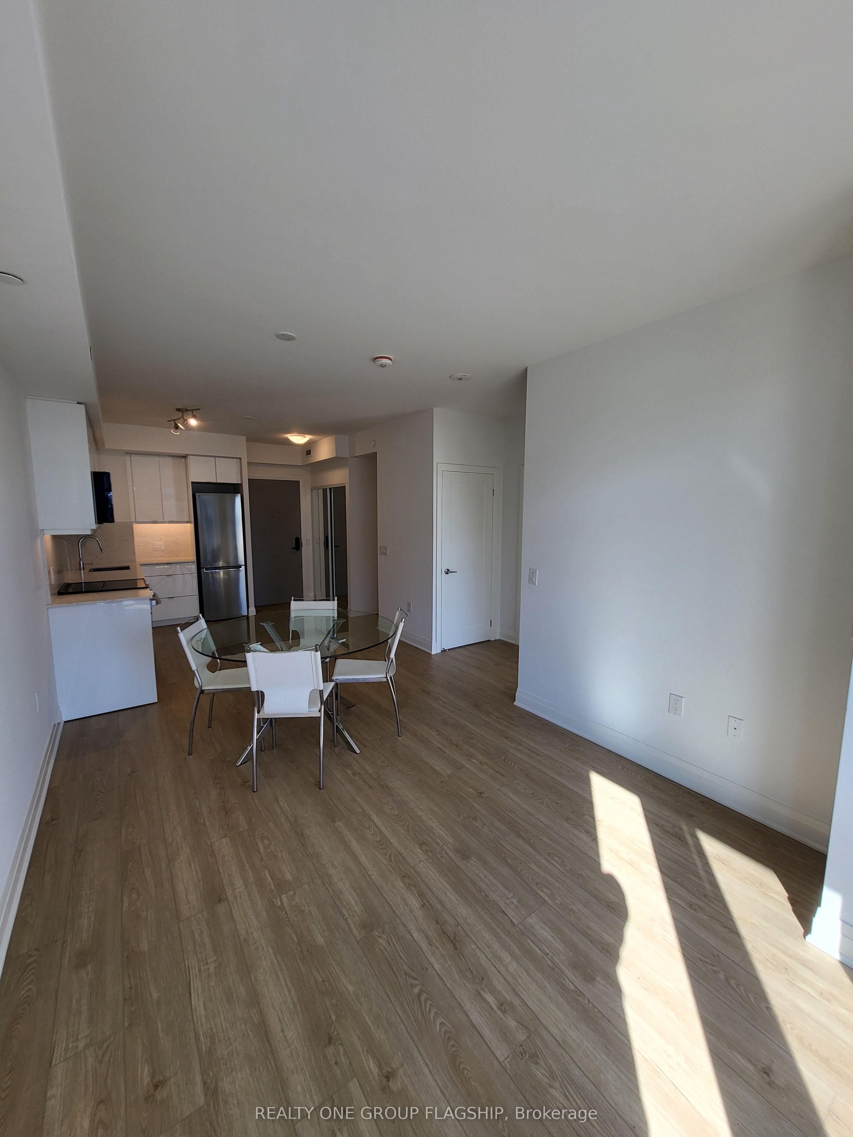 700 W Sheppard Avenue W 618 Property Photo 13